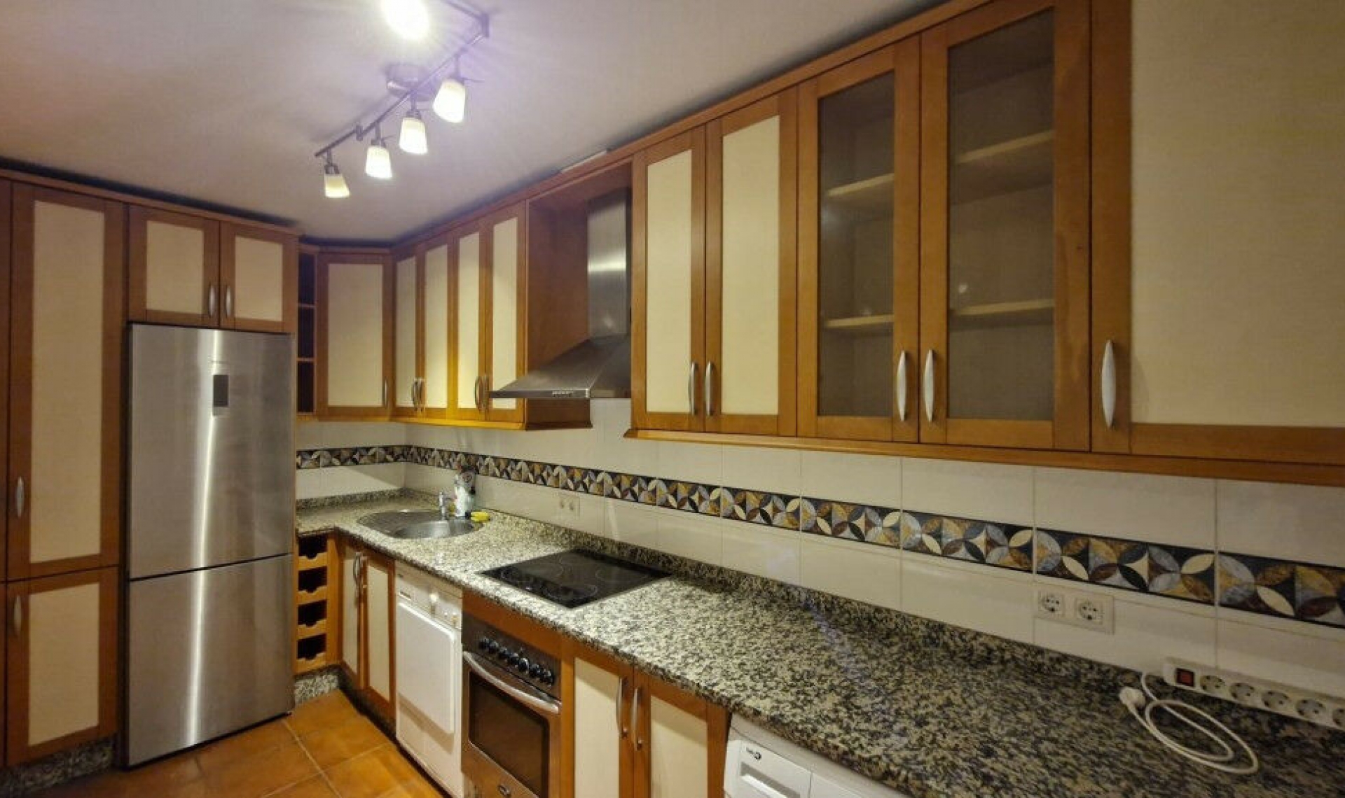 Resale - Apartment -
Elviria