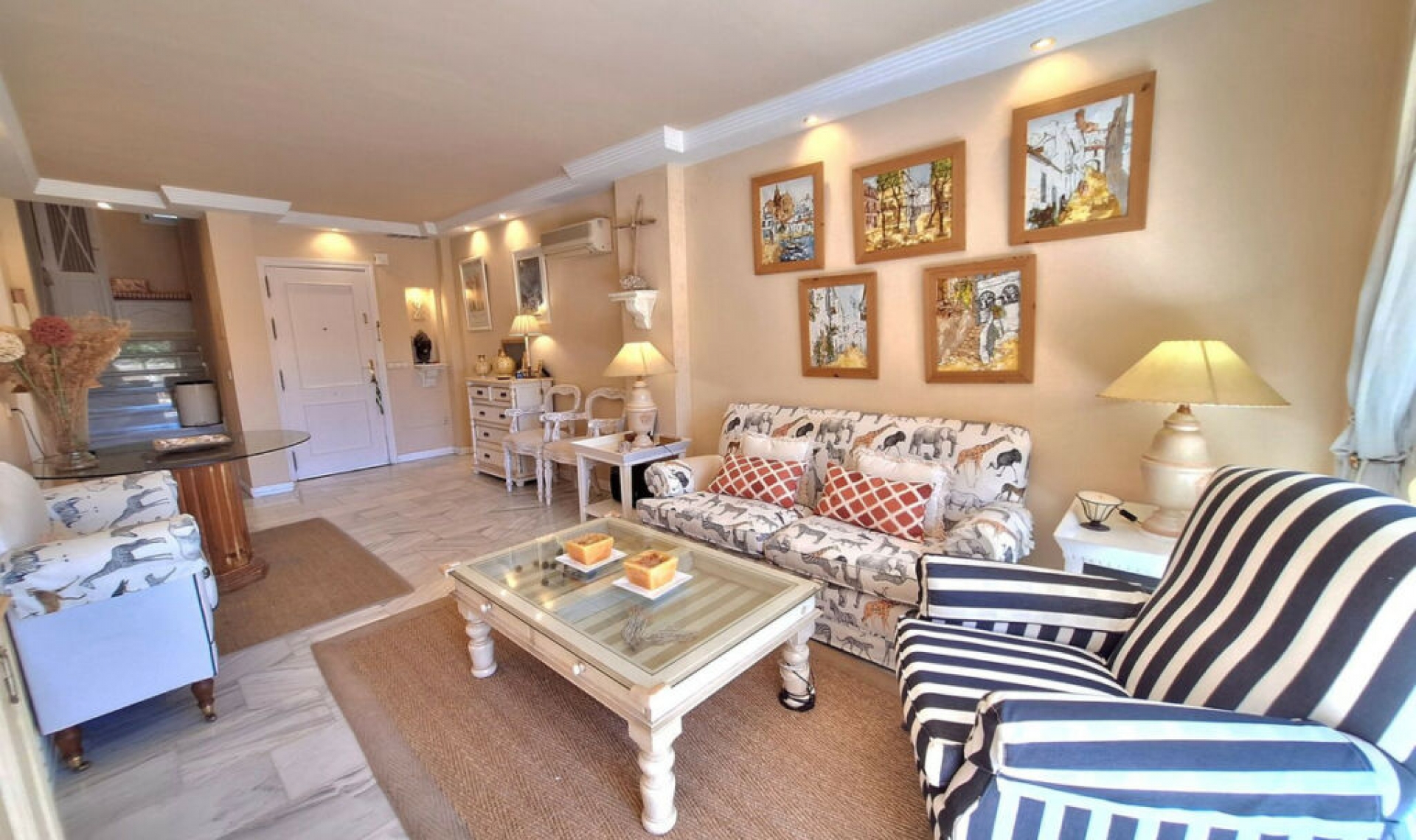 Resale - Apartment -
Elviria