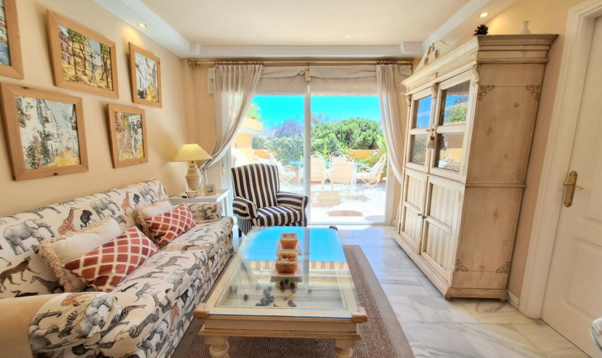 Resale - Apartment -
Elviria