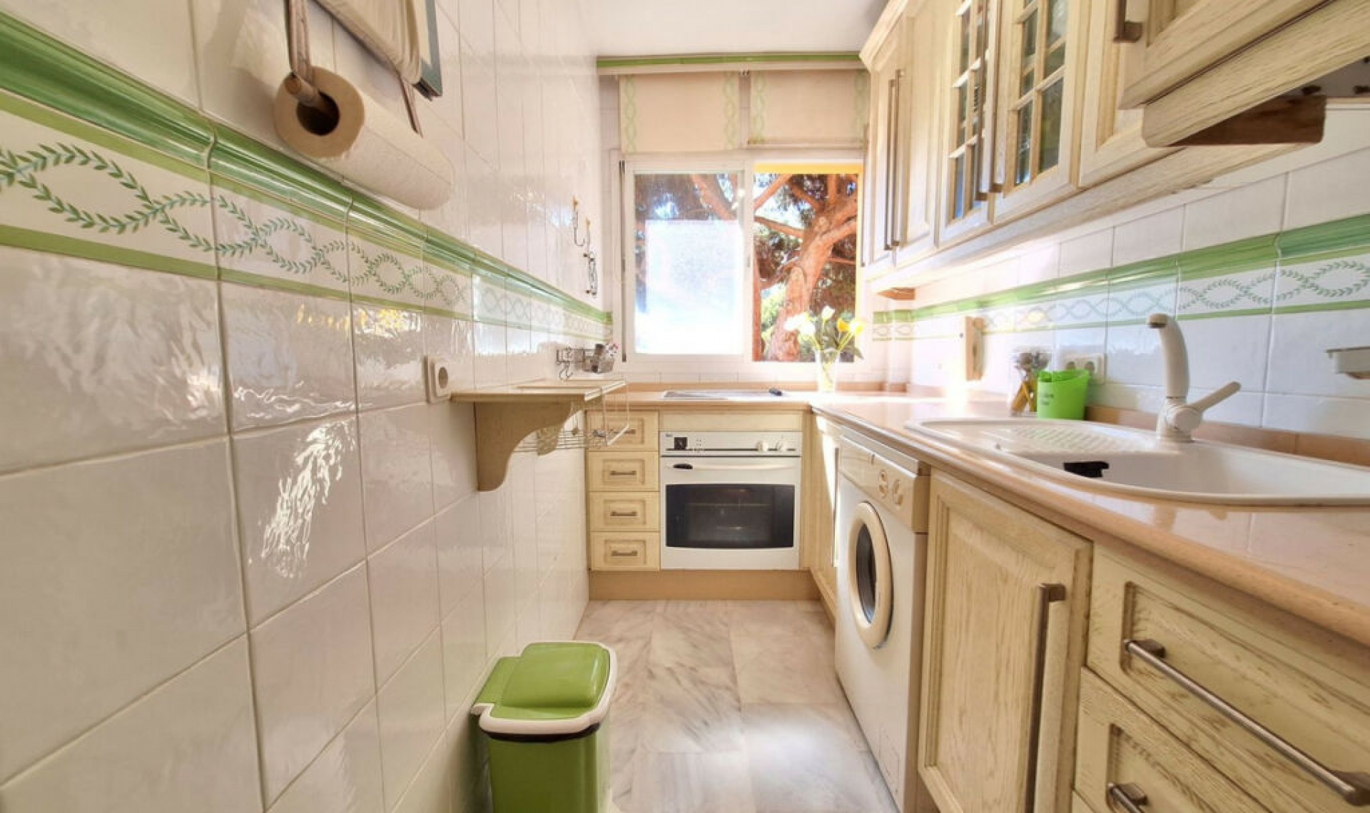 Resale - Apartment -
Elviria