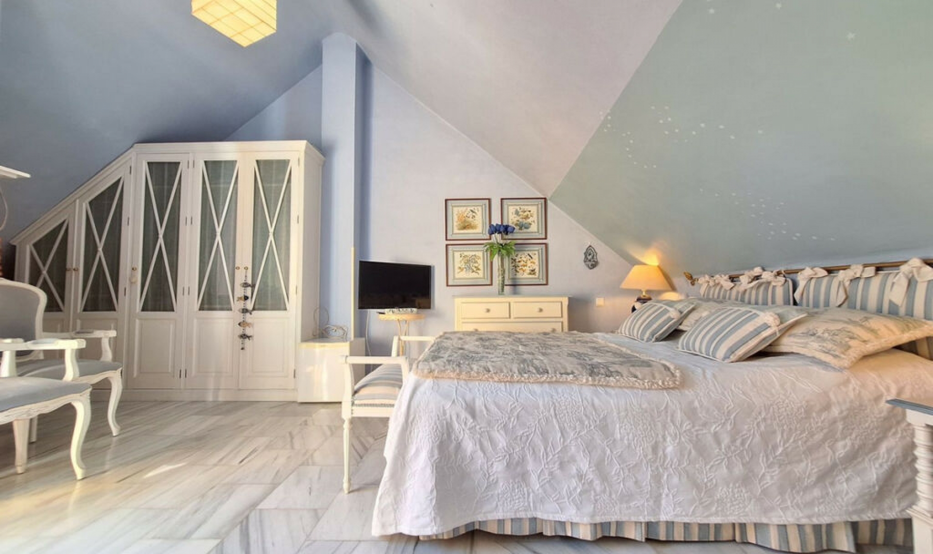 Resale - Apartment -
Elviria