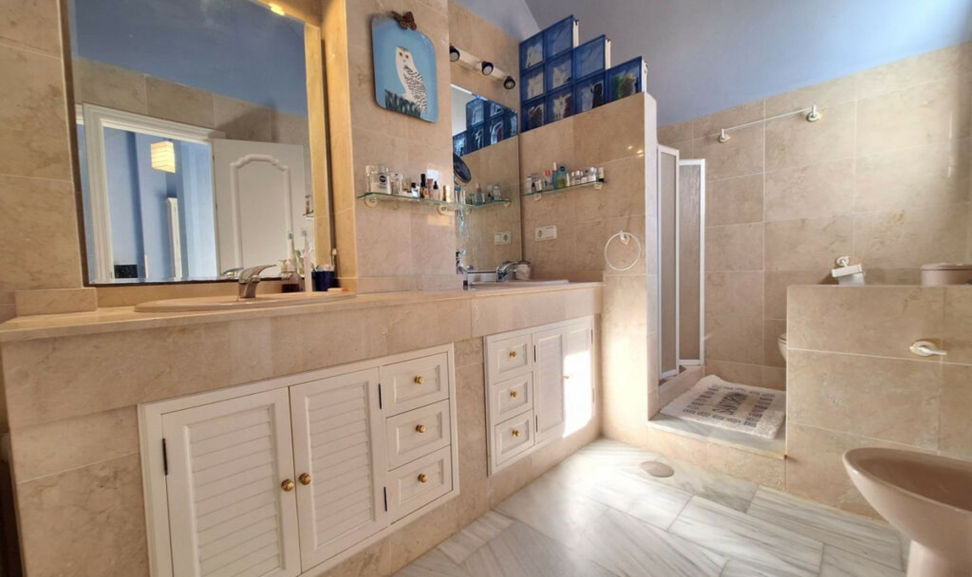 Resale - Apartment -
Elviria