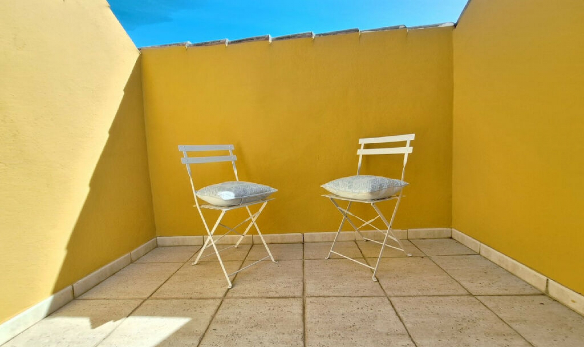 Resale - Apartment -
Elviria