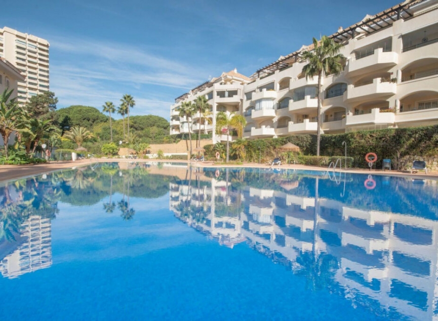 Resale - Apartment -
Elviria
