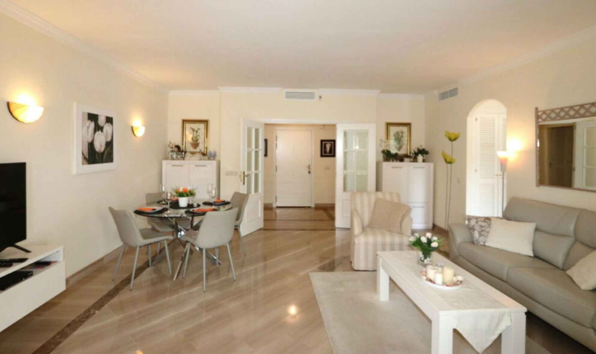 Resale - Apartment -
Elviria