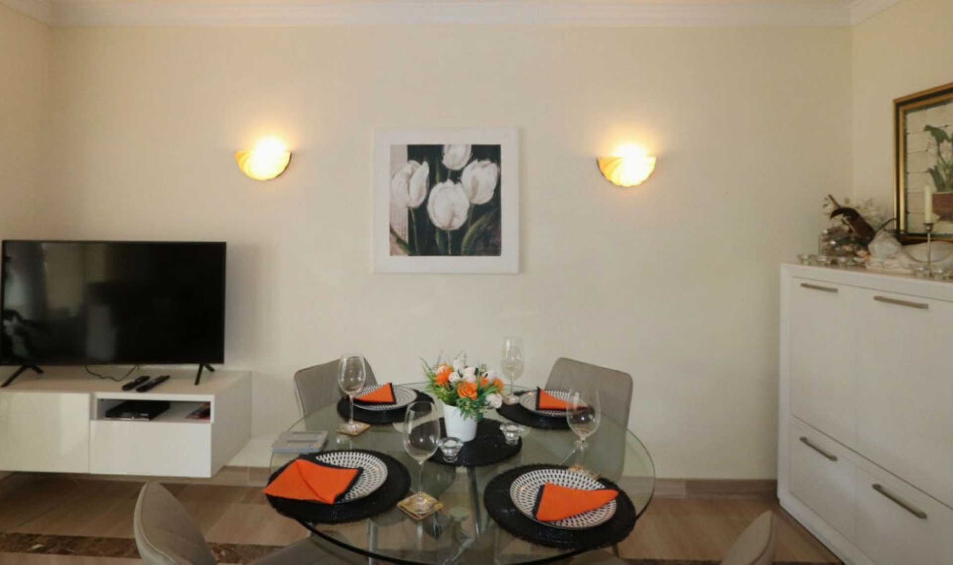 Resale - Apartment -
Elviria