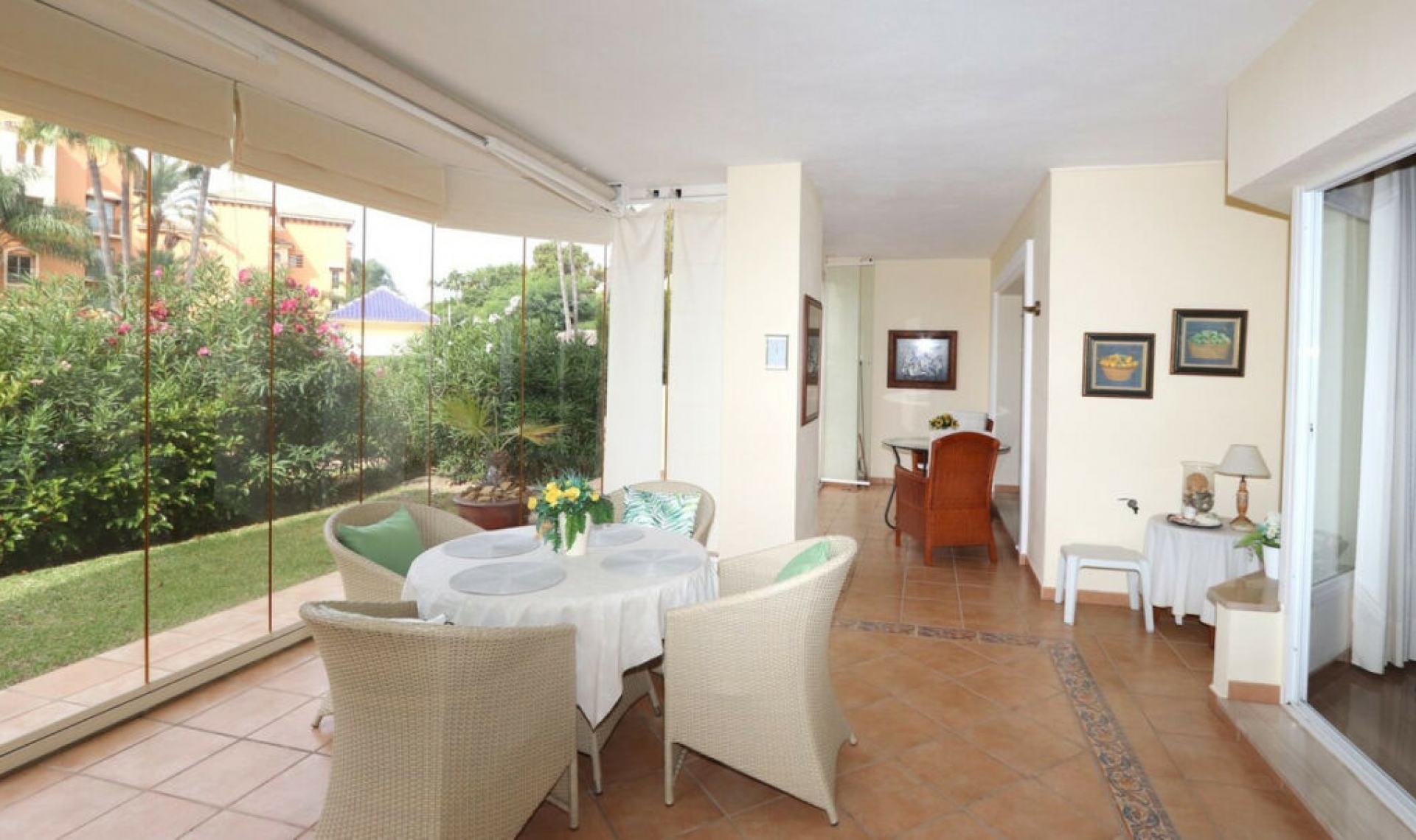 Resale - Apartment -
Elviria