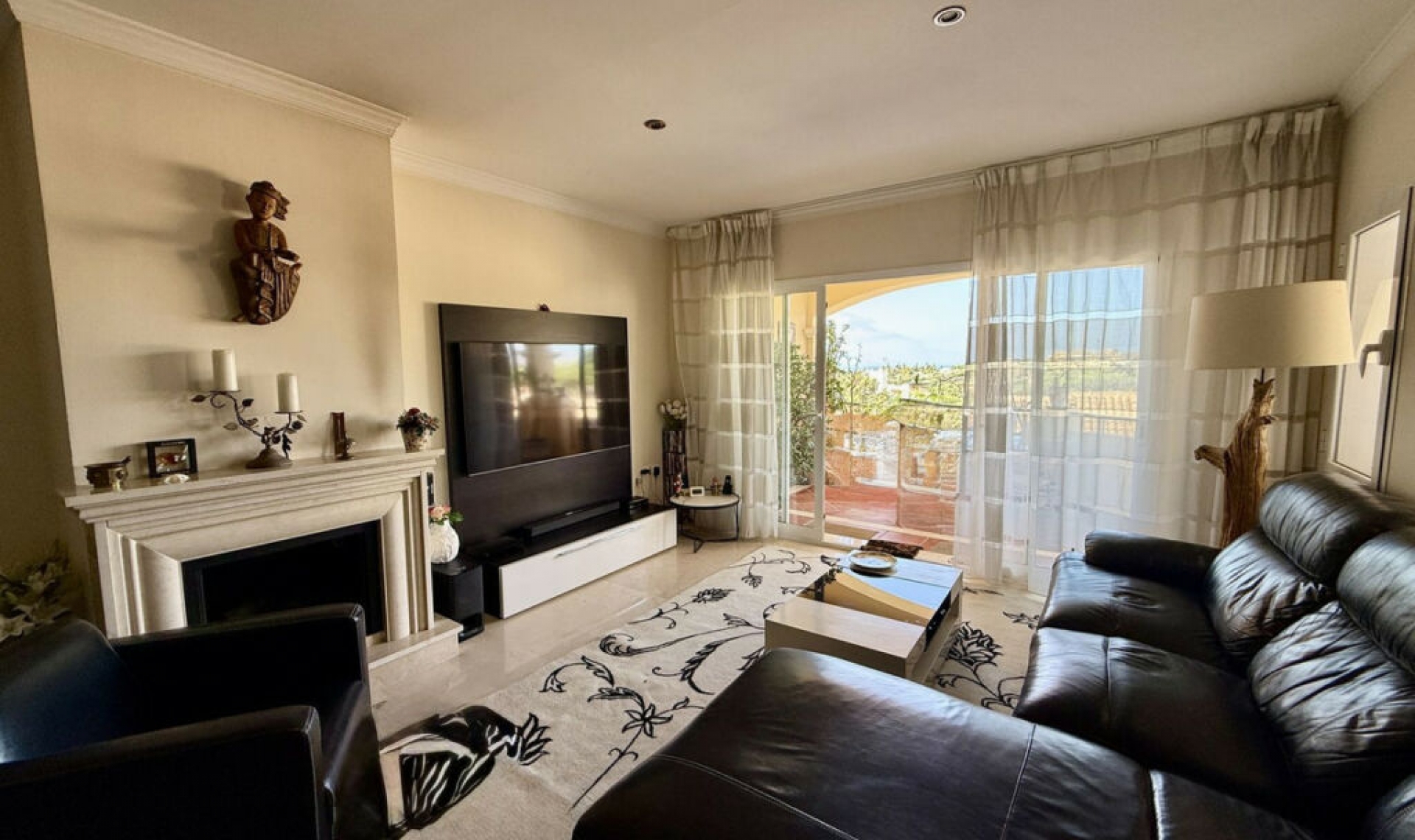 Resale - Apartment -
Elviria