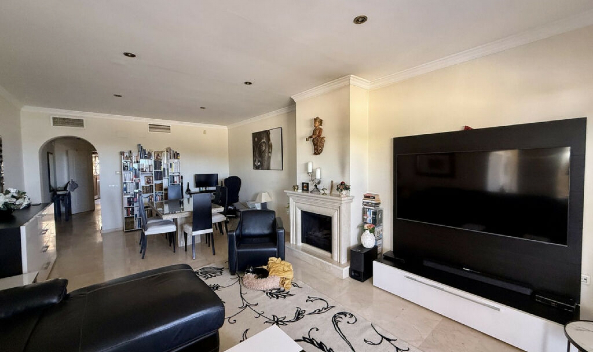 Resale - Apartment -
Elviria