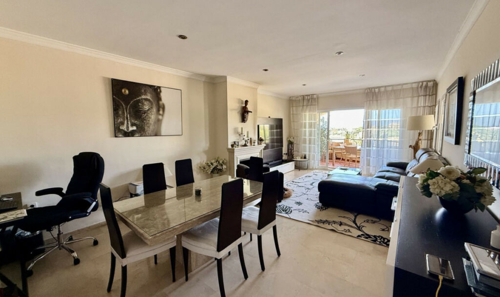 Resale - Apartment -
Elviria