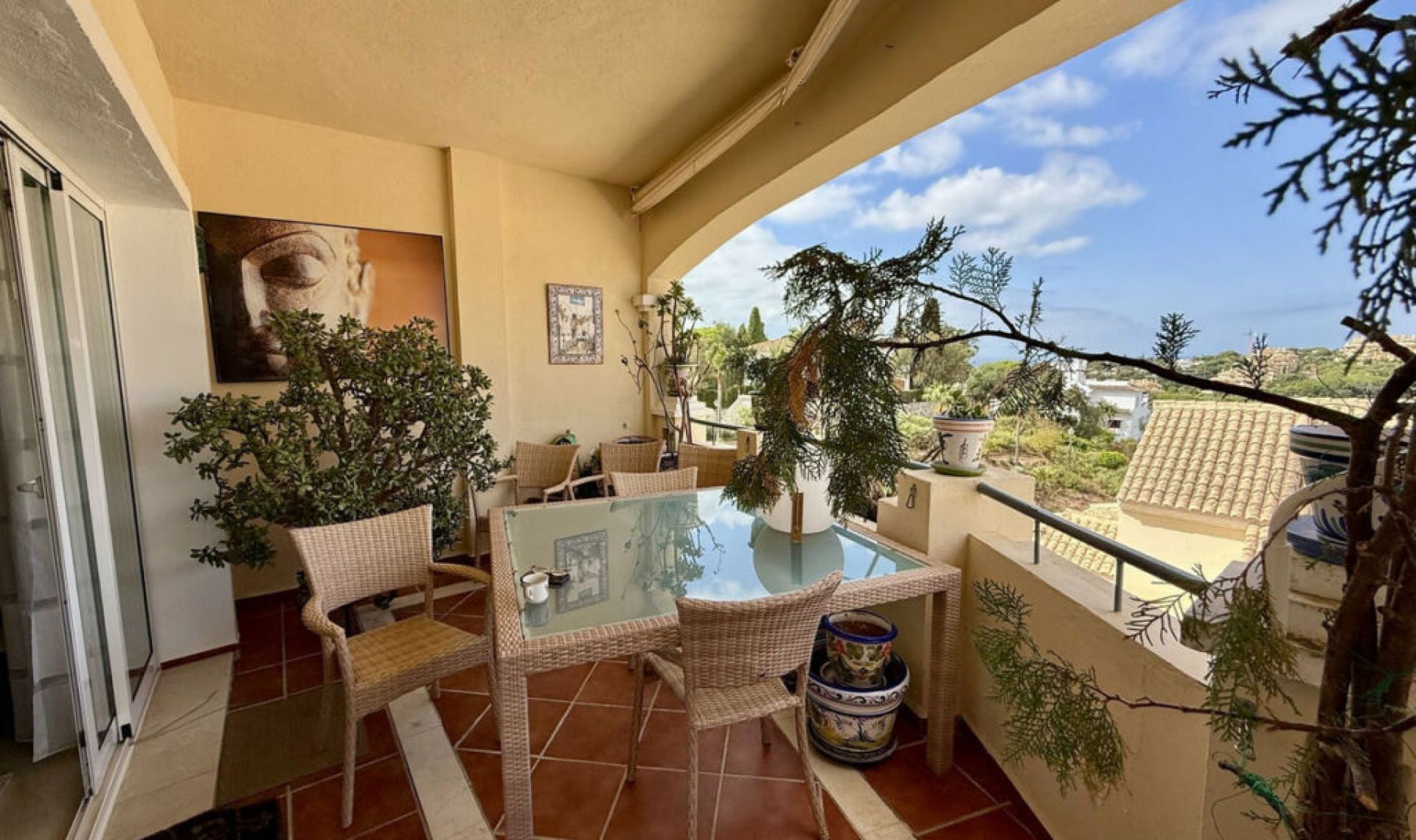 Resale - Apartment -
Elviria