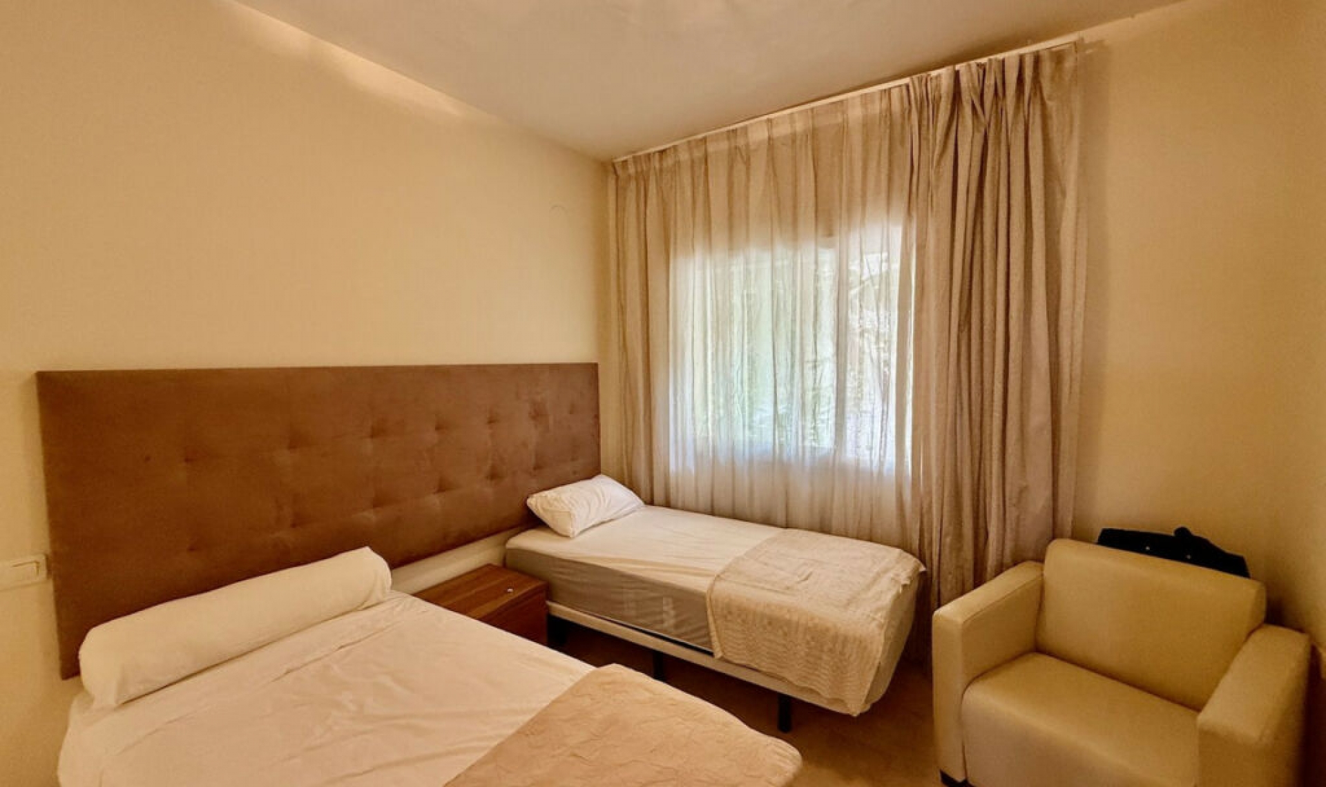 Resale - Apartment -
Elviria