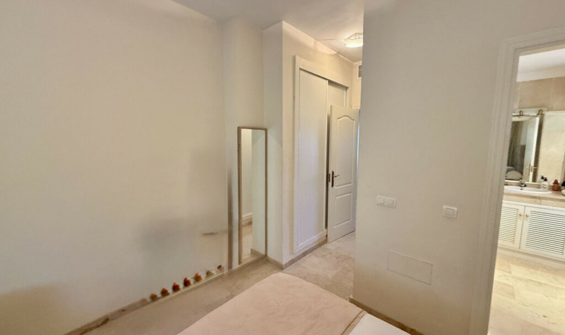 Resale - Apartment -
Elviria