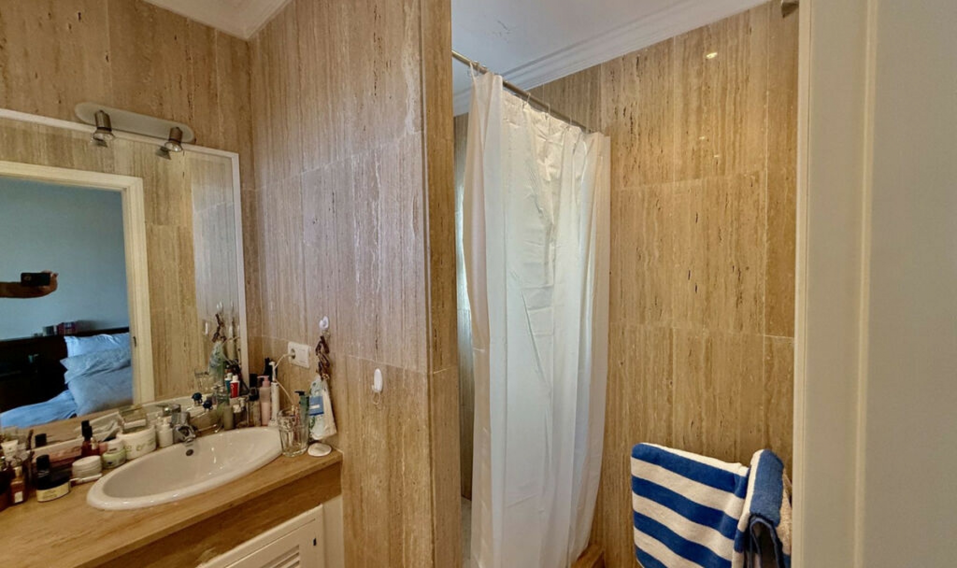 Resale - Apartment -
Elviria