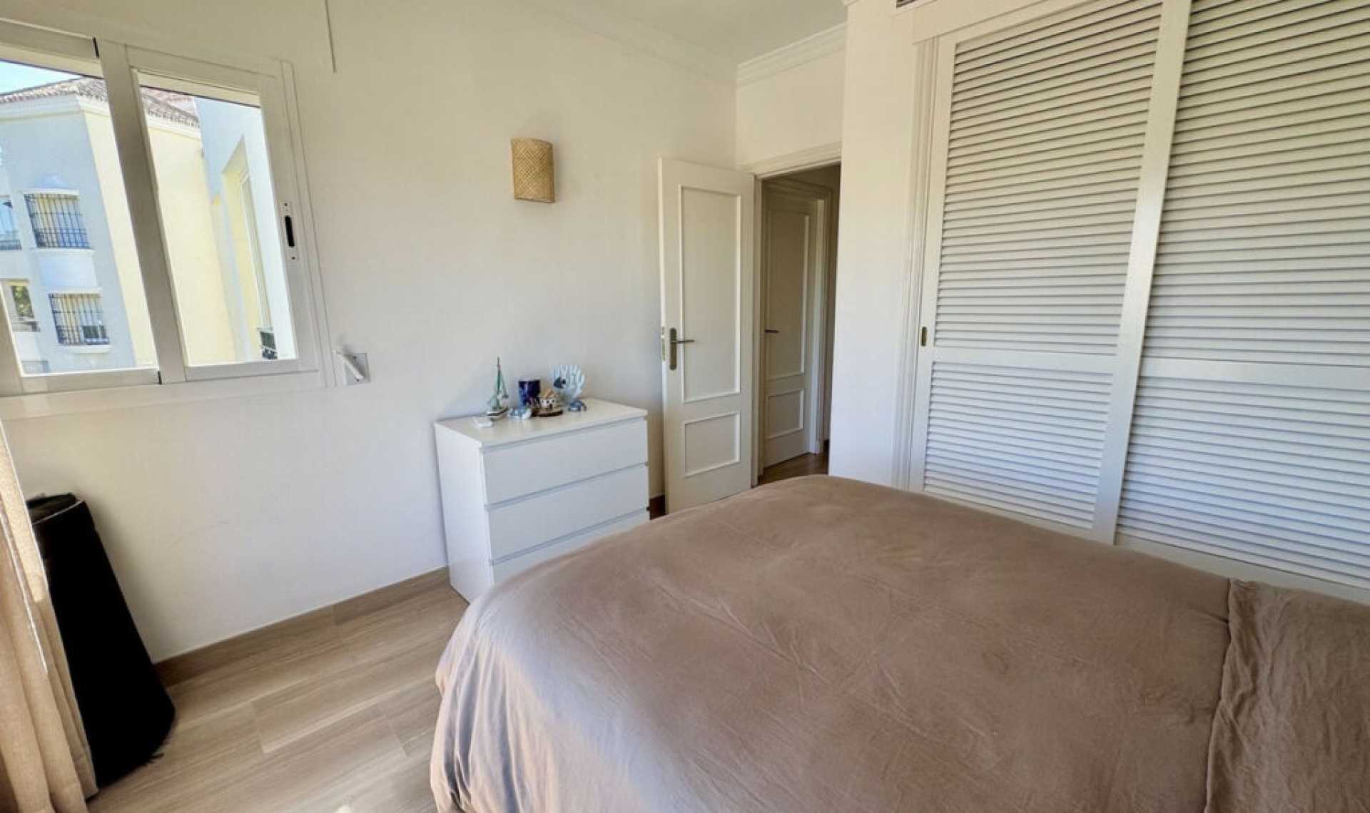 Resale - Apartment -
Elviria