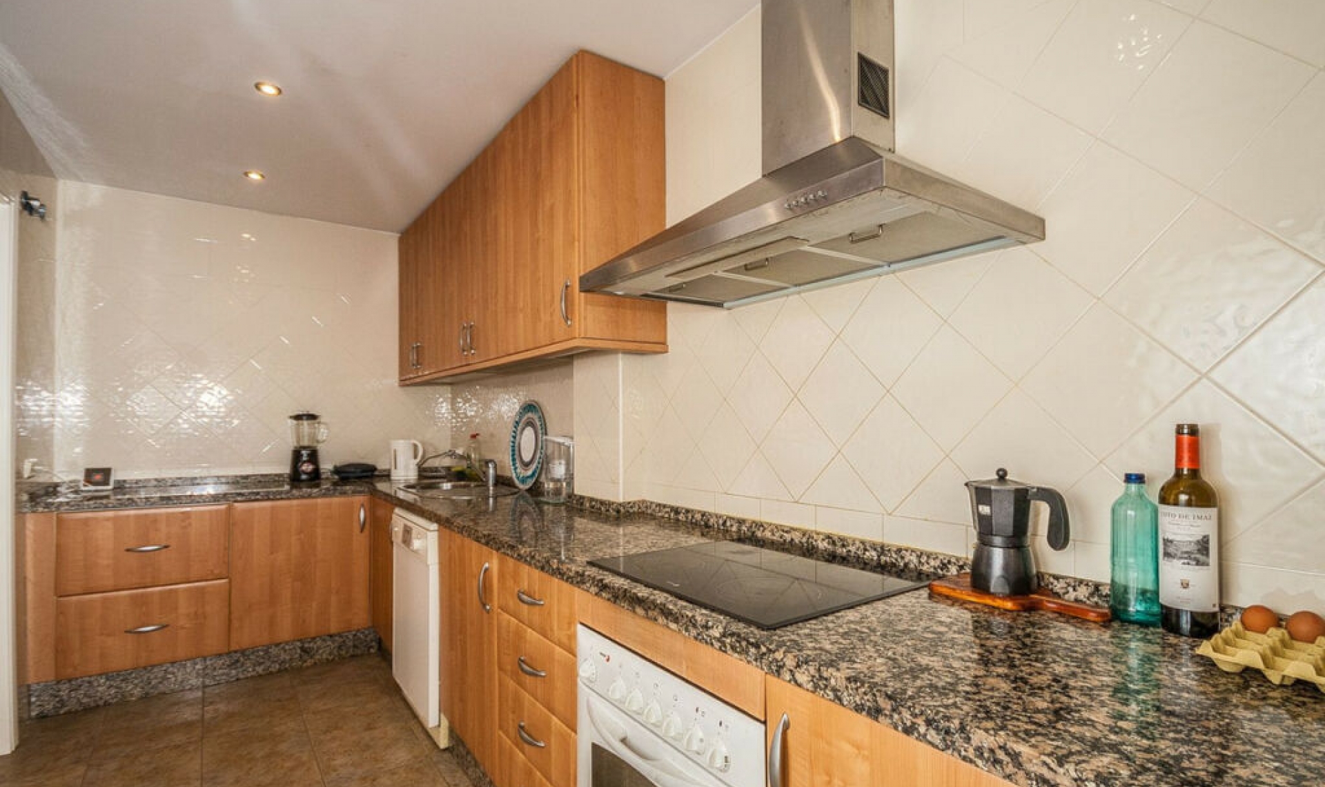 Resale - Apartment -
Elviria