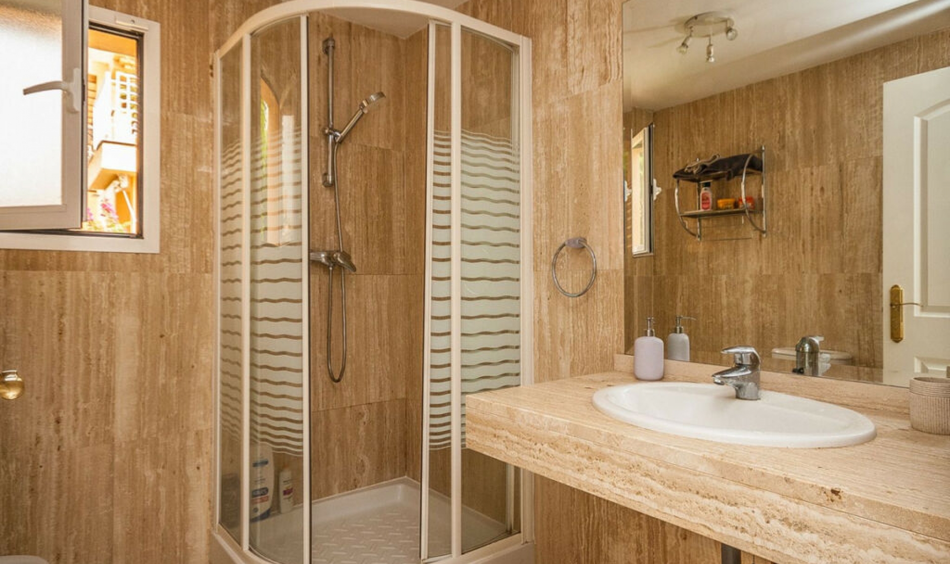 Resale - Apartment -
Elviria