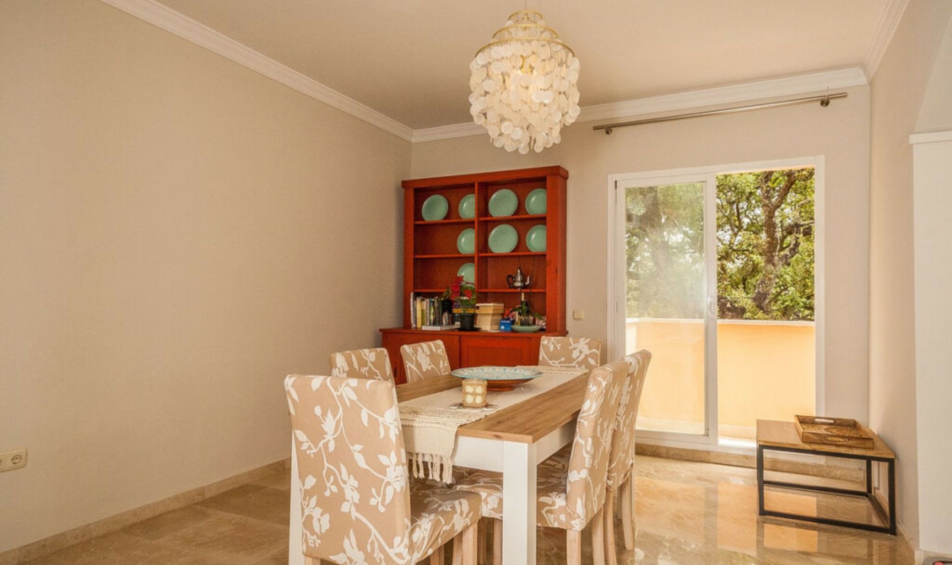 Resale - Apartment -
Elviria