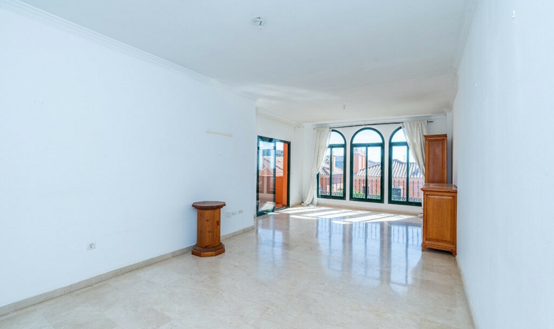 Resale - Apartment -
Elviria