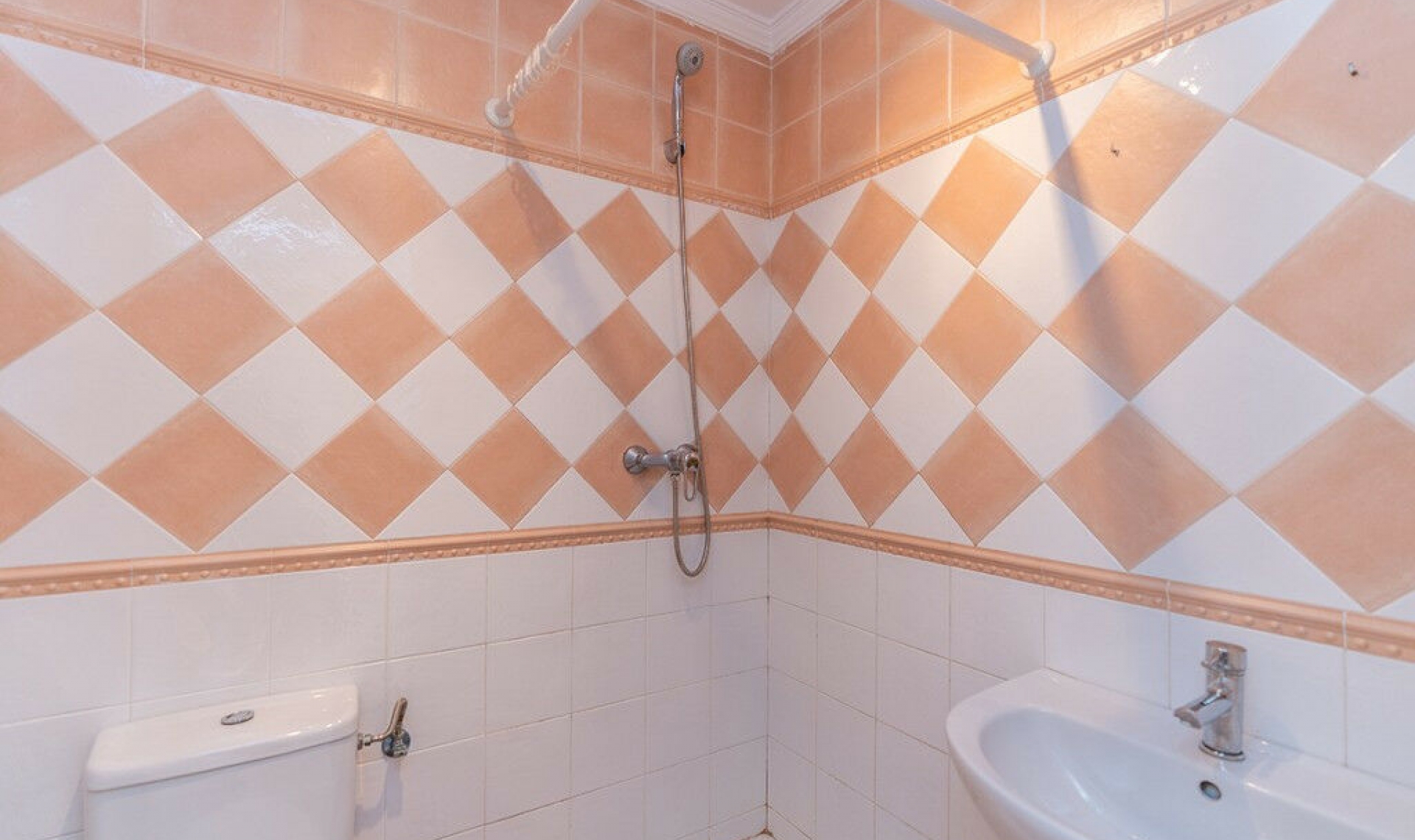 Resale - Apartment -
Elviria