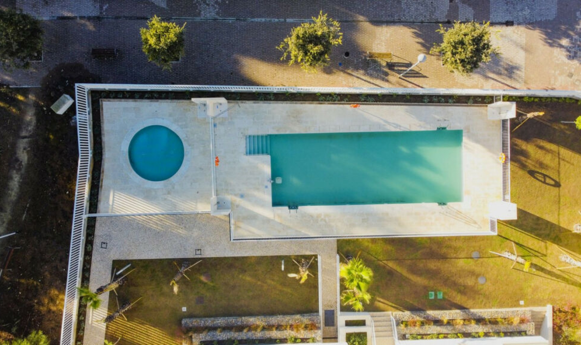 Resale - Apartment -
Elviria