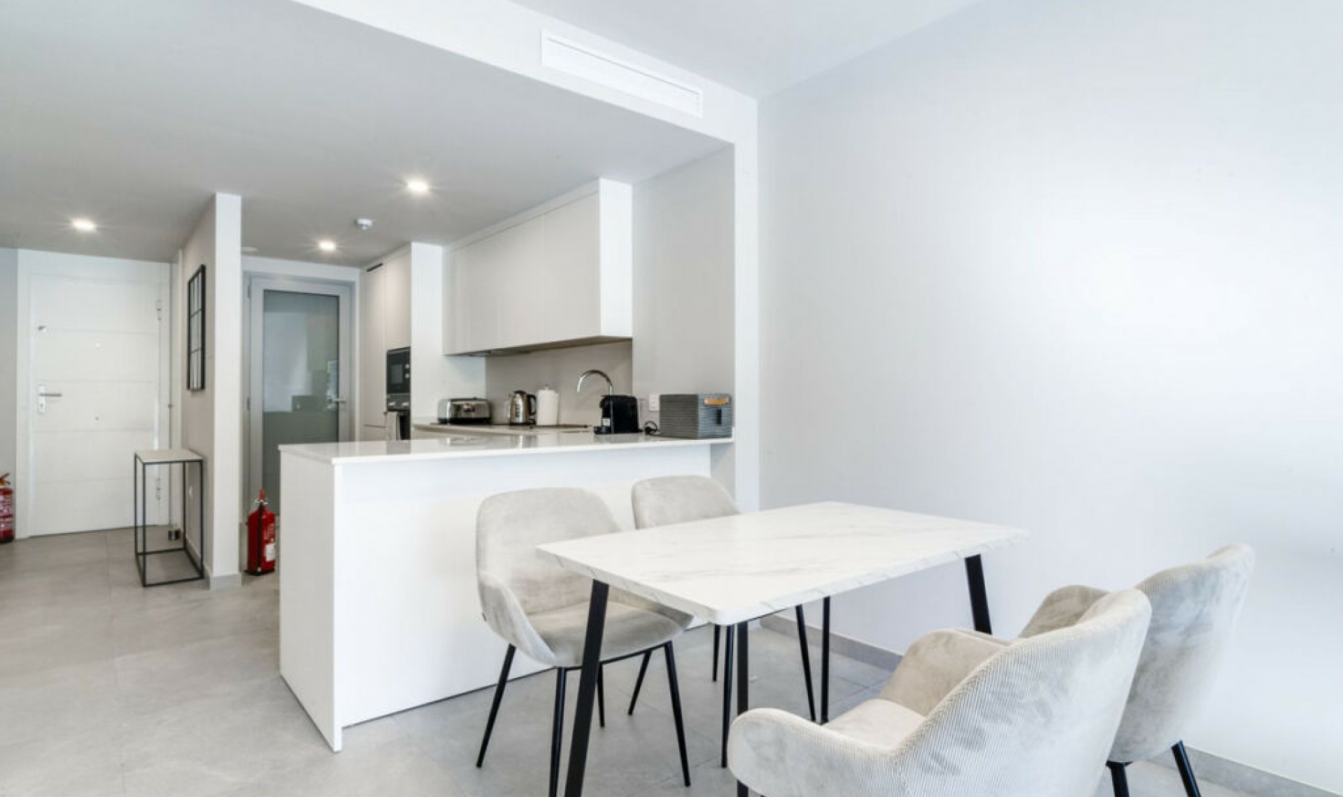 Resale - Apartment -
Elviria