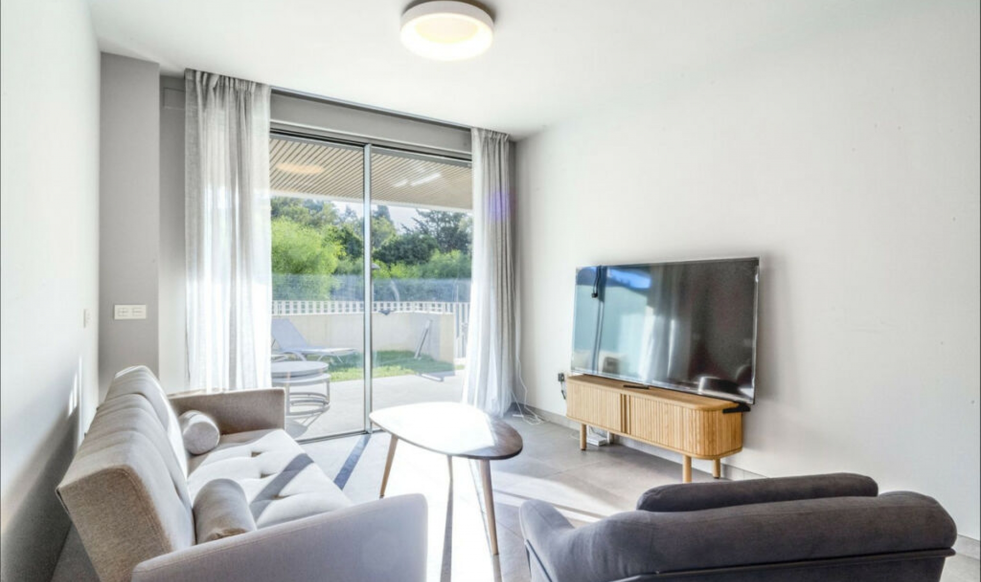 Resale - Apartment -
Elviria