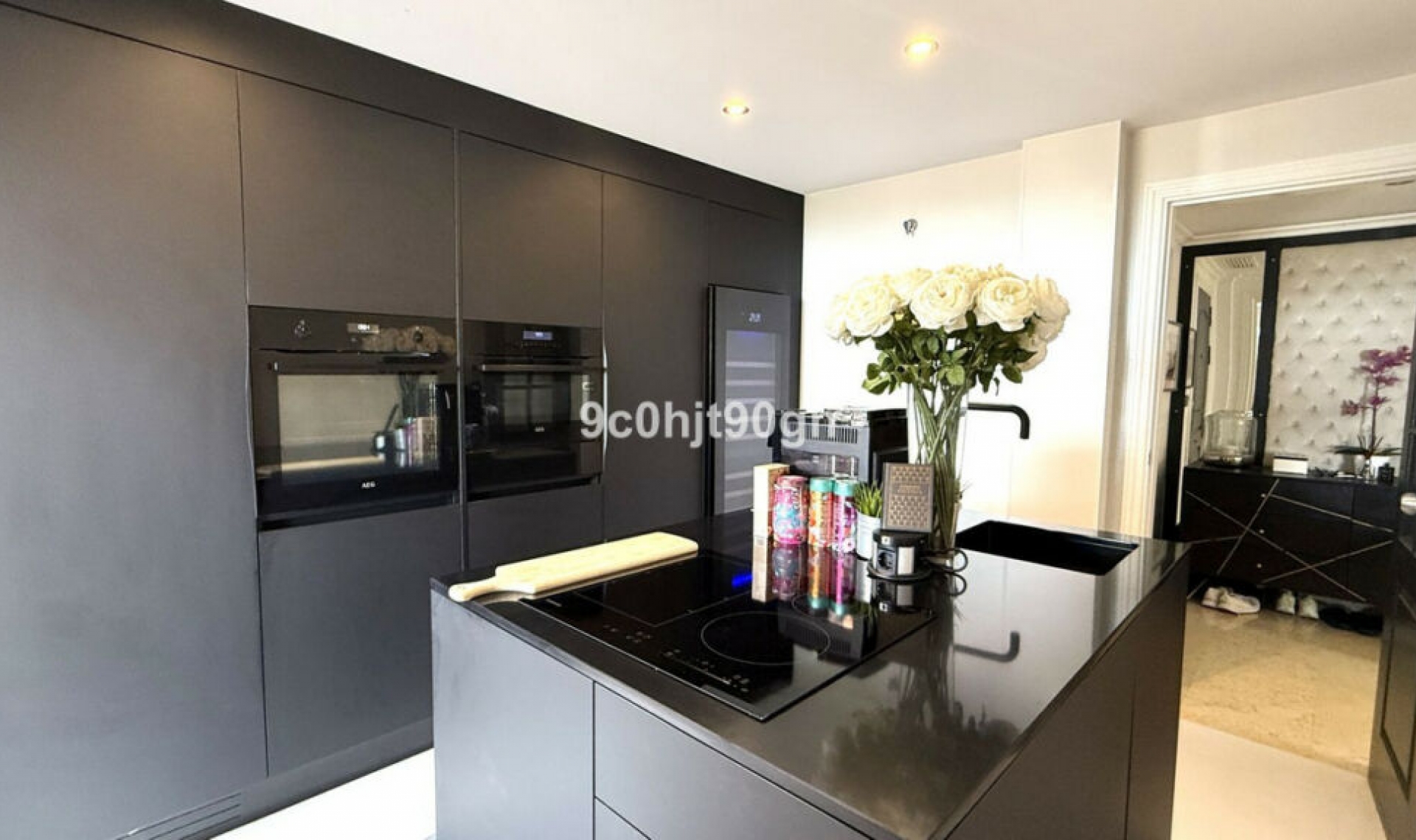 Resale - Apartment -
Elviria