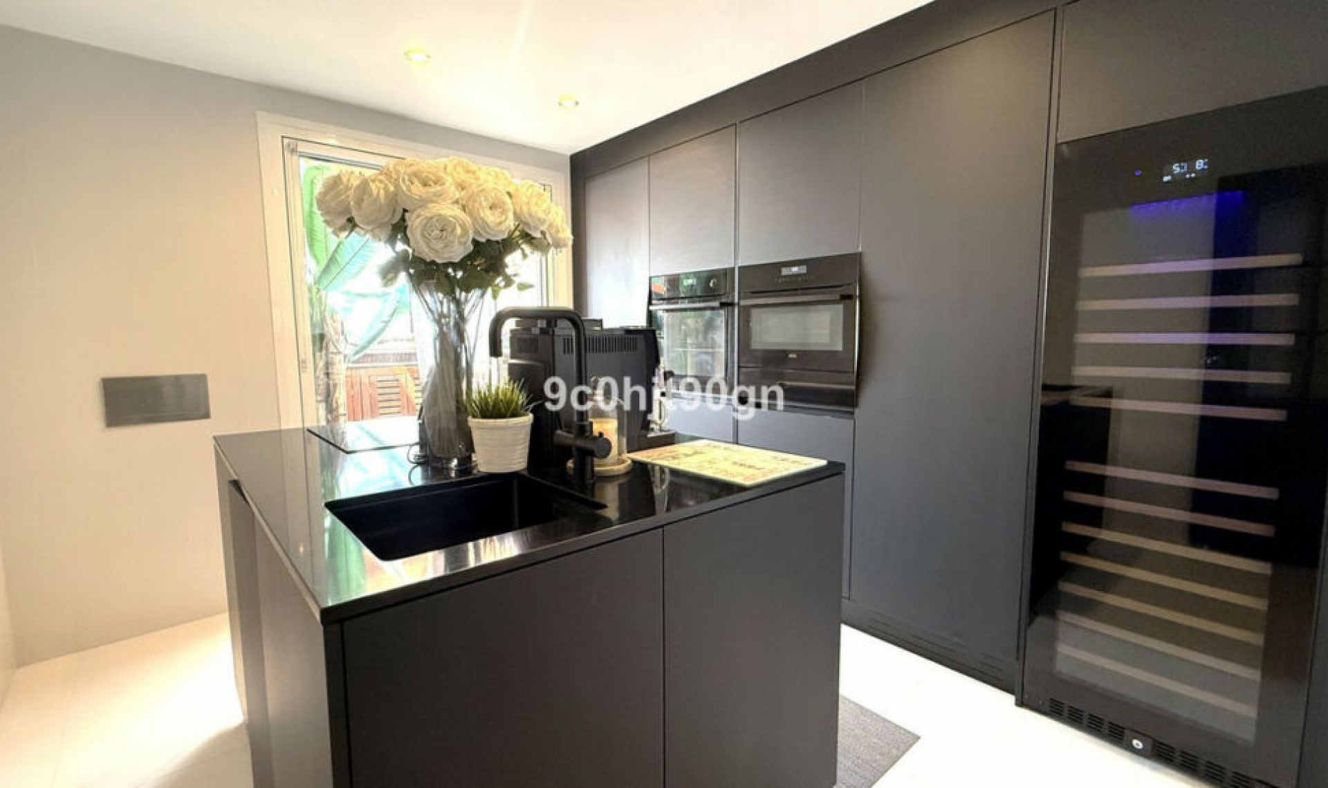 Resale - Apartment -
Elviria