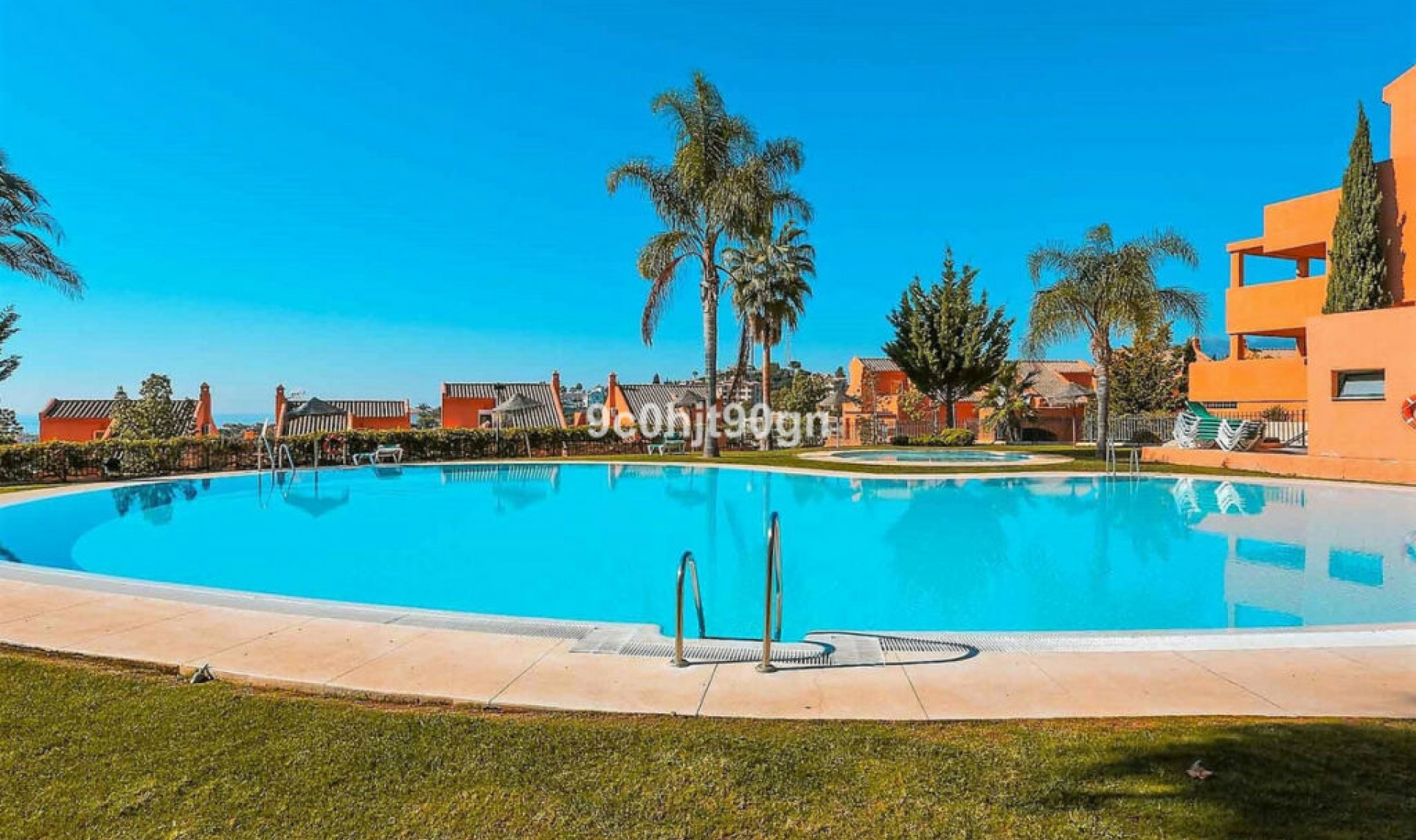 Resale - Apartment -
Elviria