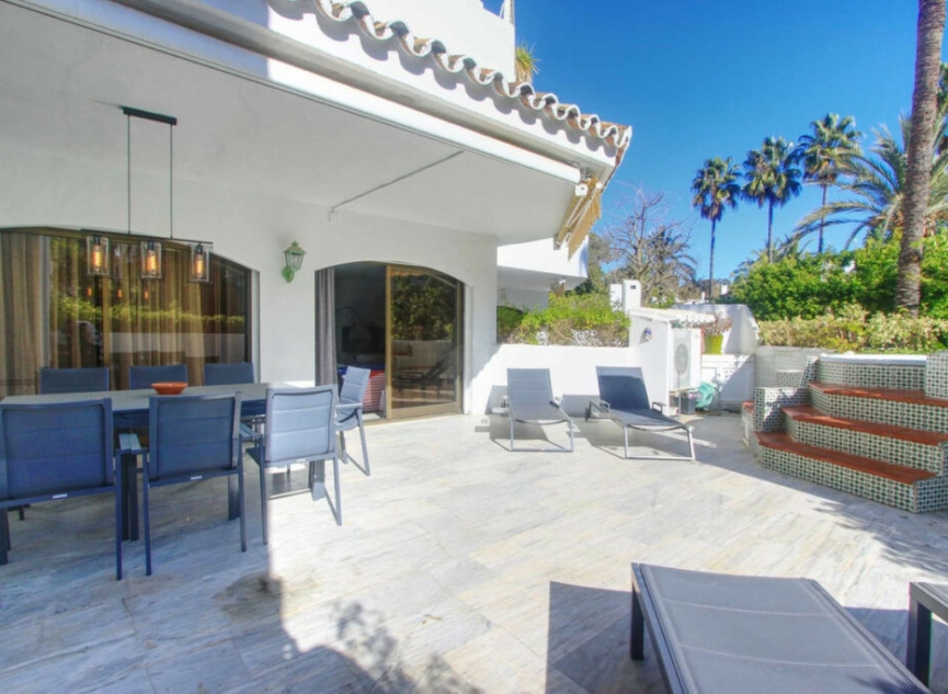 Resale - Apartment -
Elviria