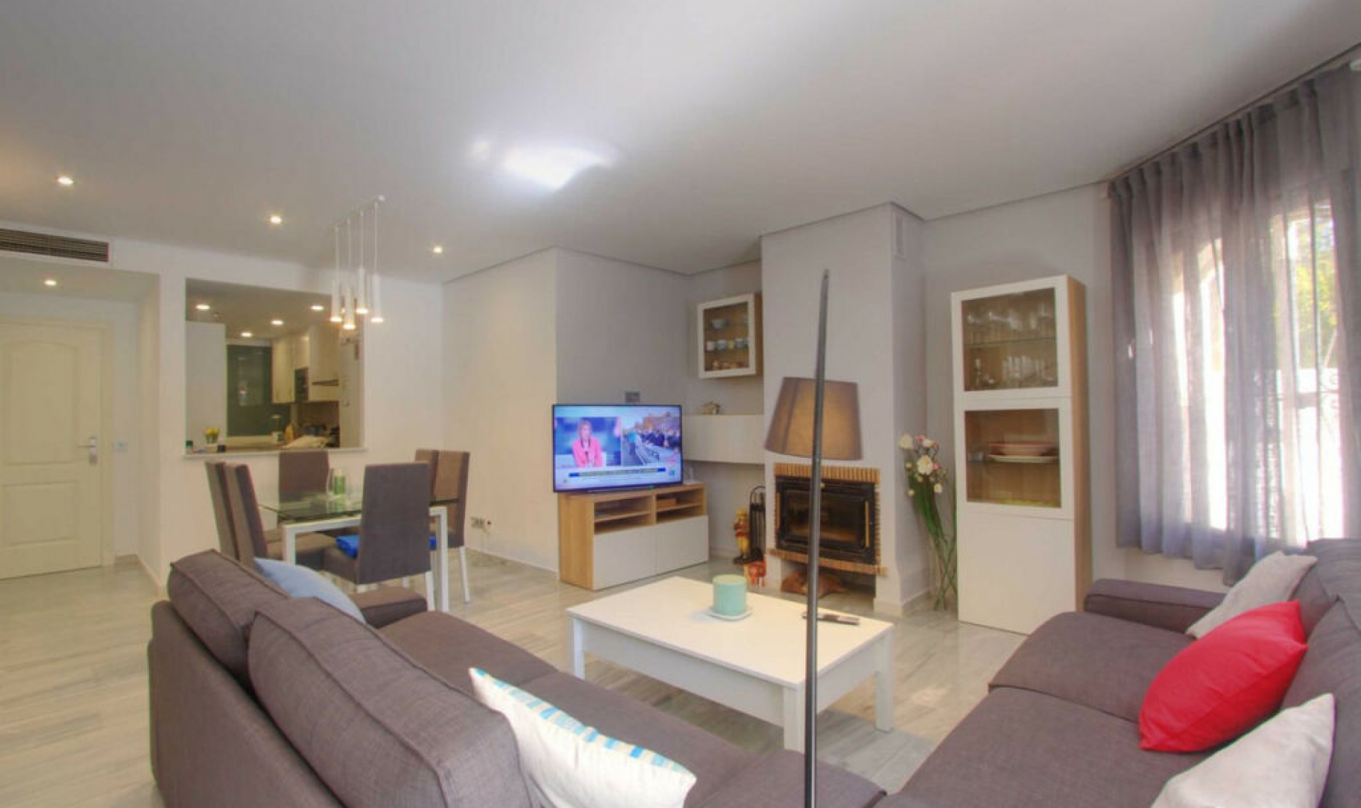Resale - Apartment -
Elviria