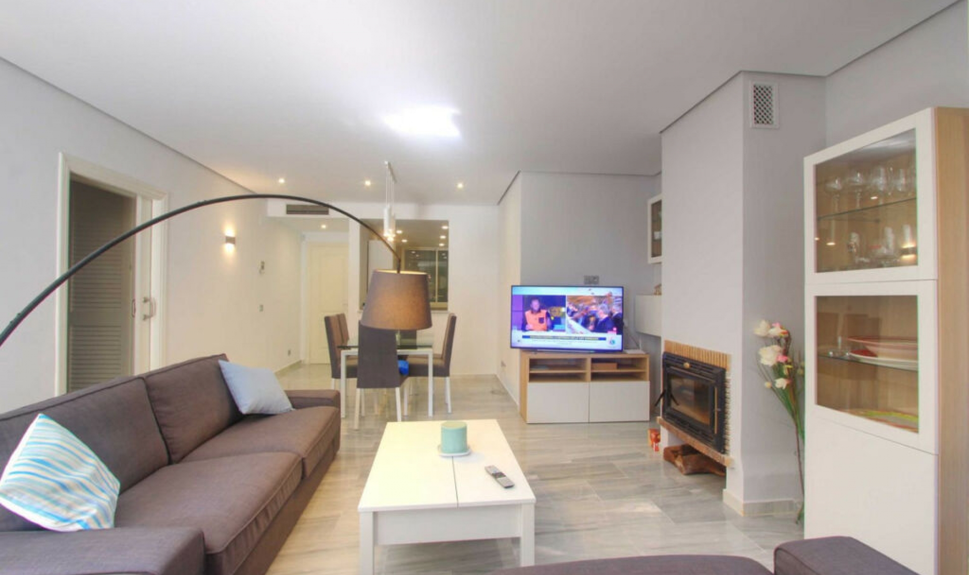 Resale - Apartment -
Elviria