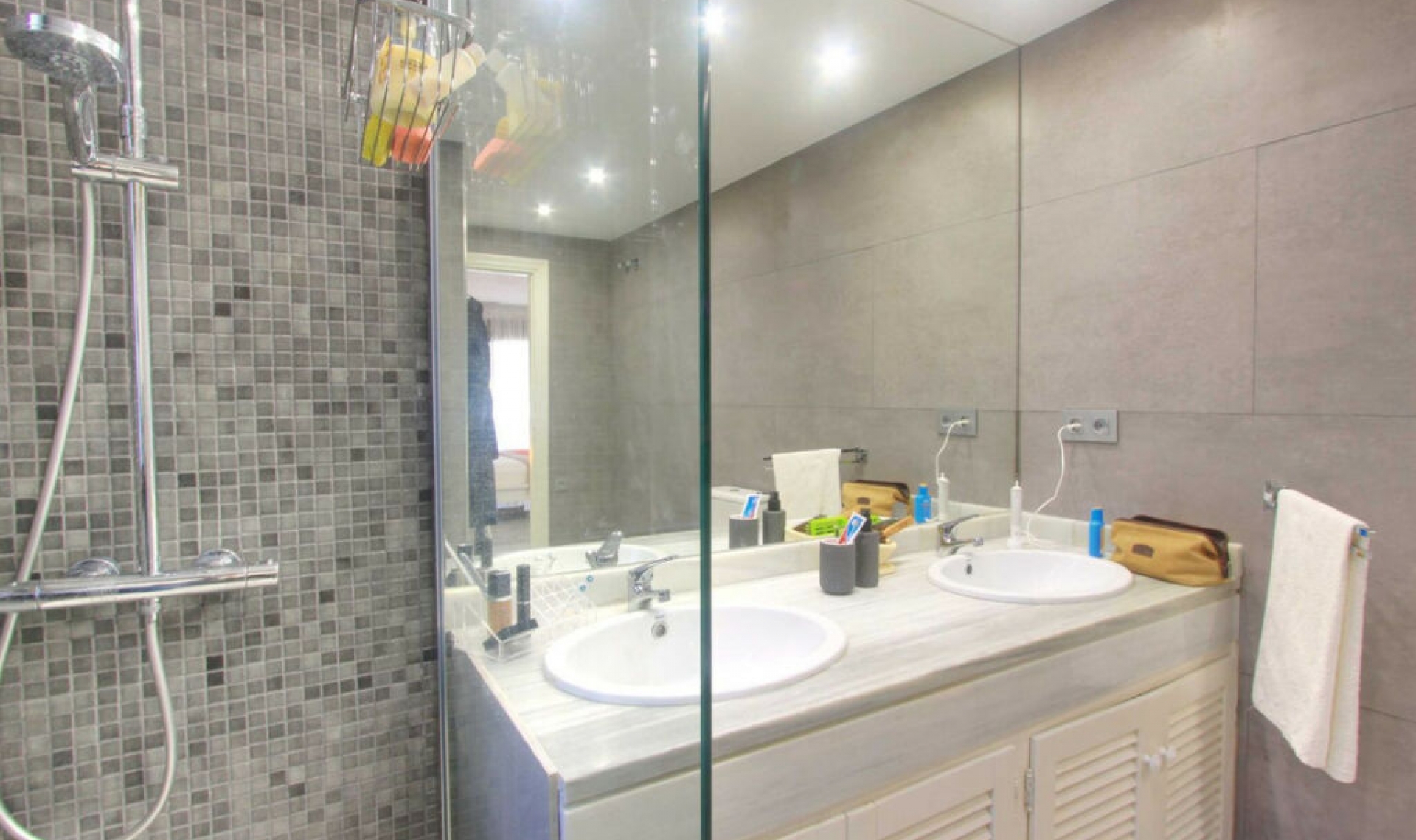 Resale - Apartment -
Elviria