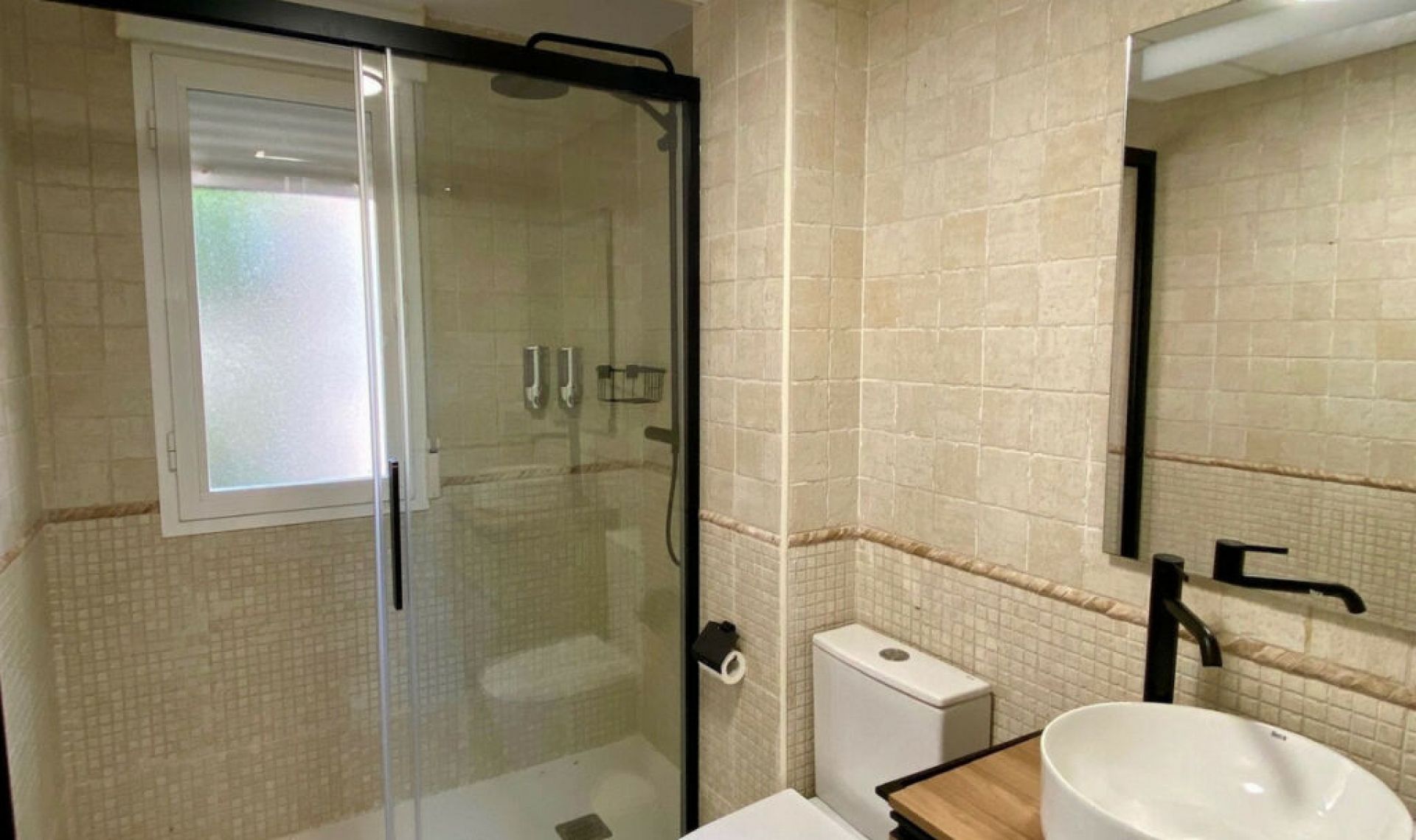 Resale - Apartment -
Elviria