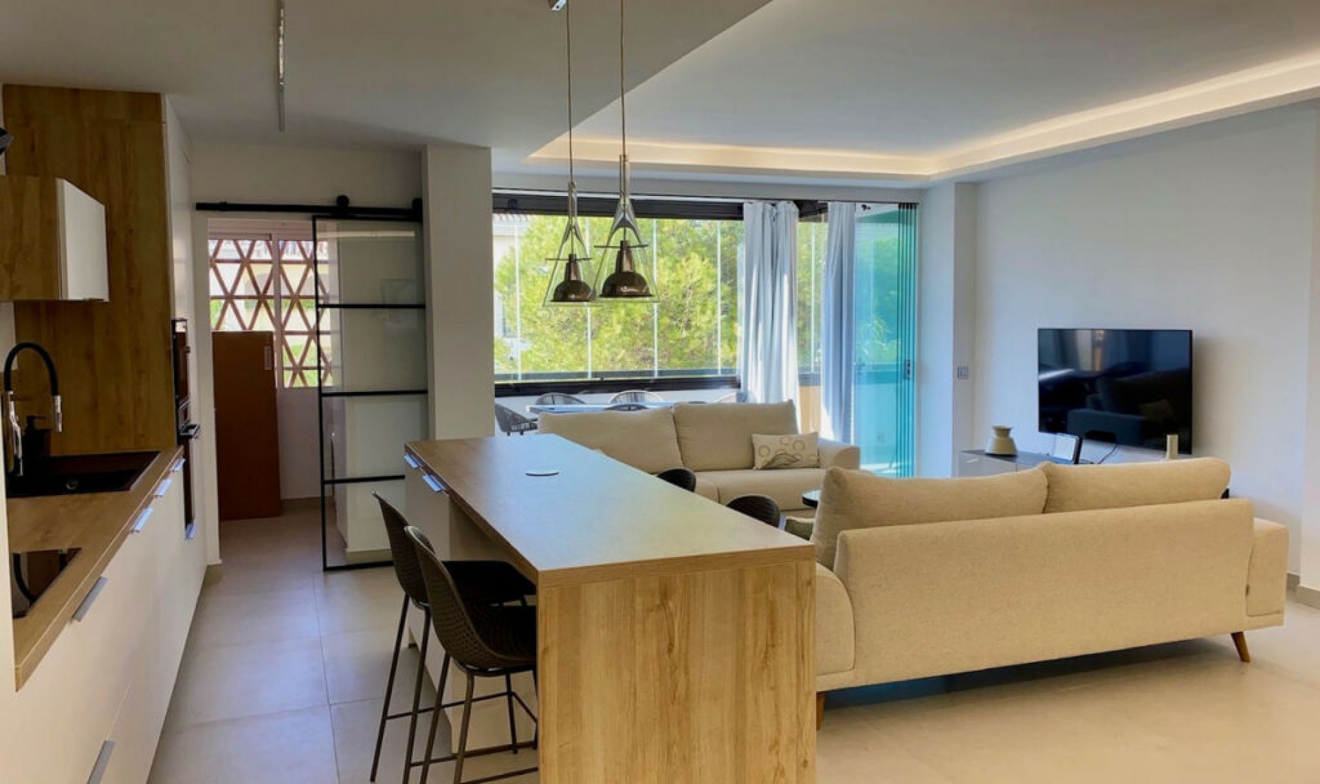 Resale - Apartment -
Elviria