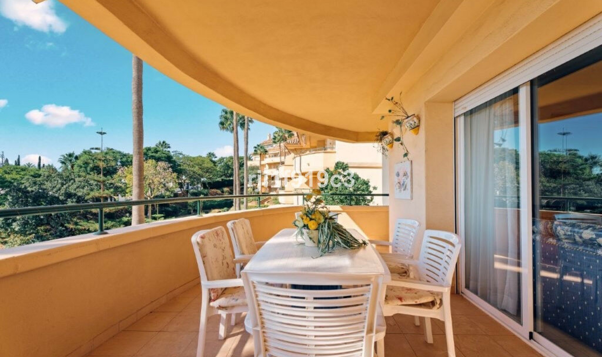 Resale - Apartment -
Elviria