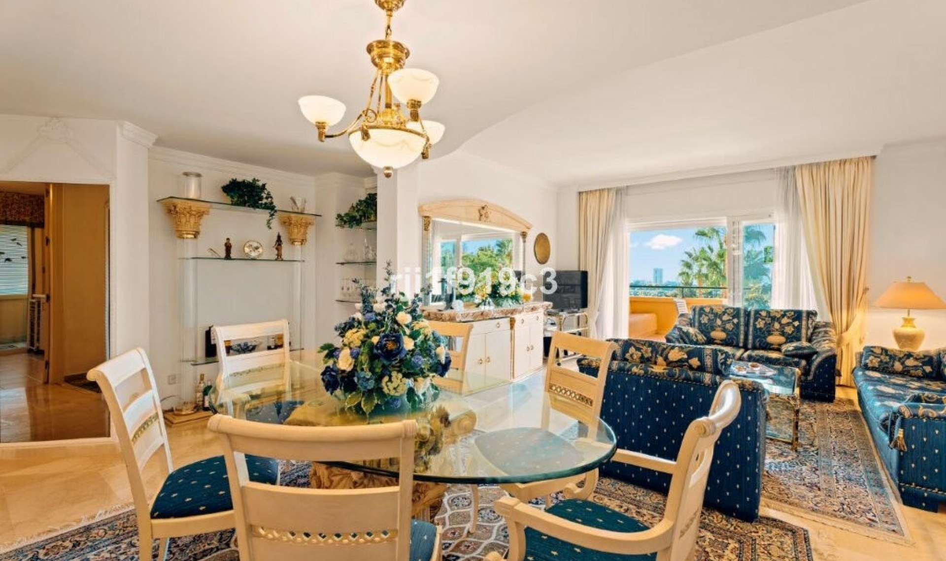 Resale - Apartment -
Elviria