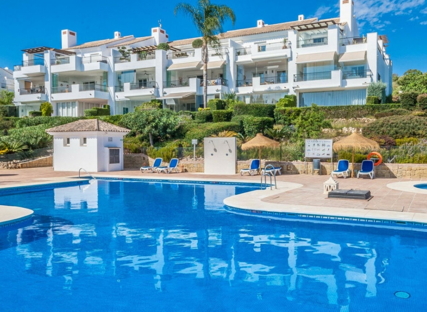 Resale - Apartment -
Elviria
