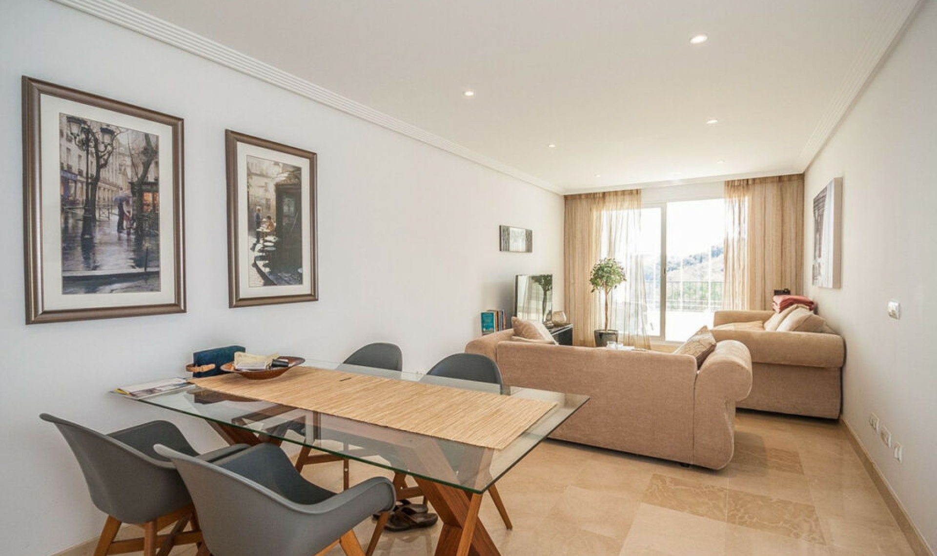 Resale - Apartment -
Elviria