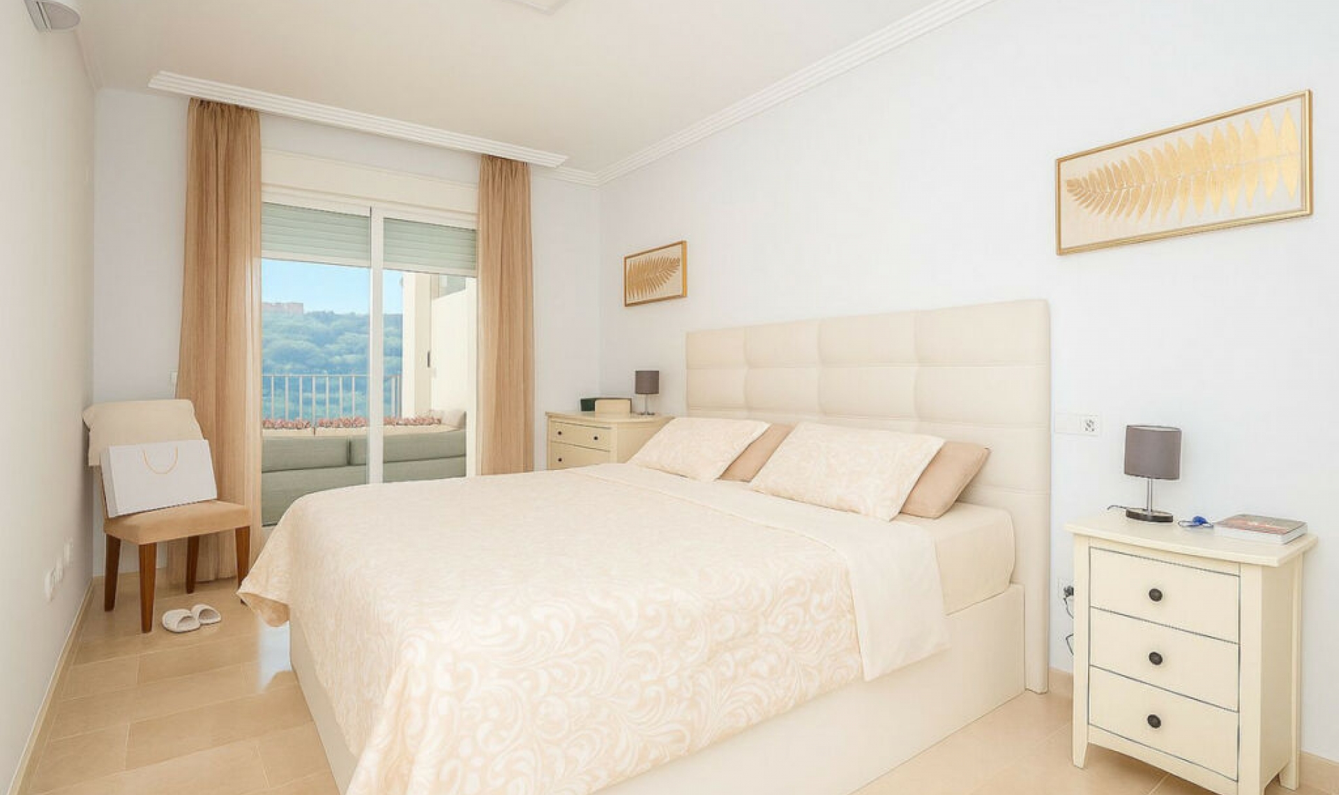 Resale - Apartment -
Elviria