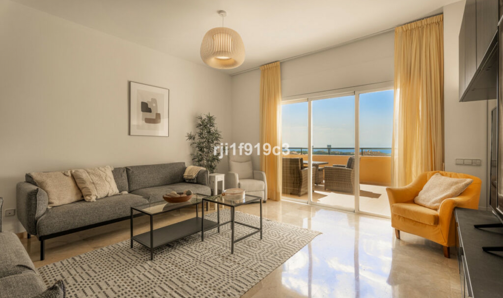 Resale - Apartment -
Elviria