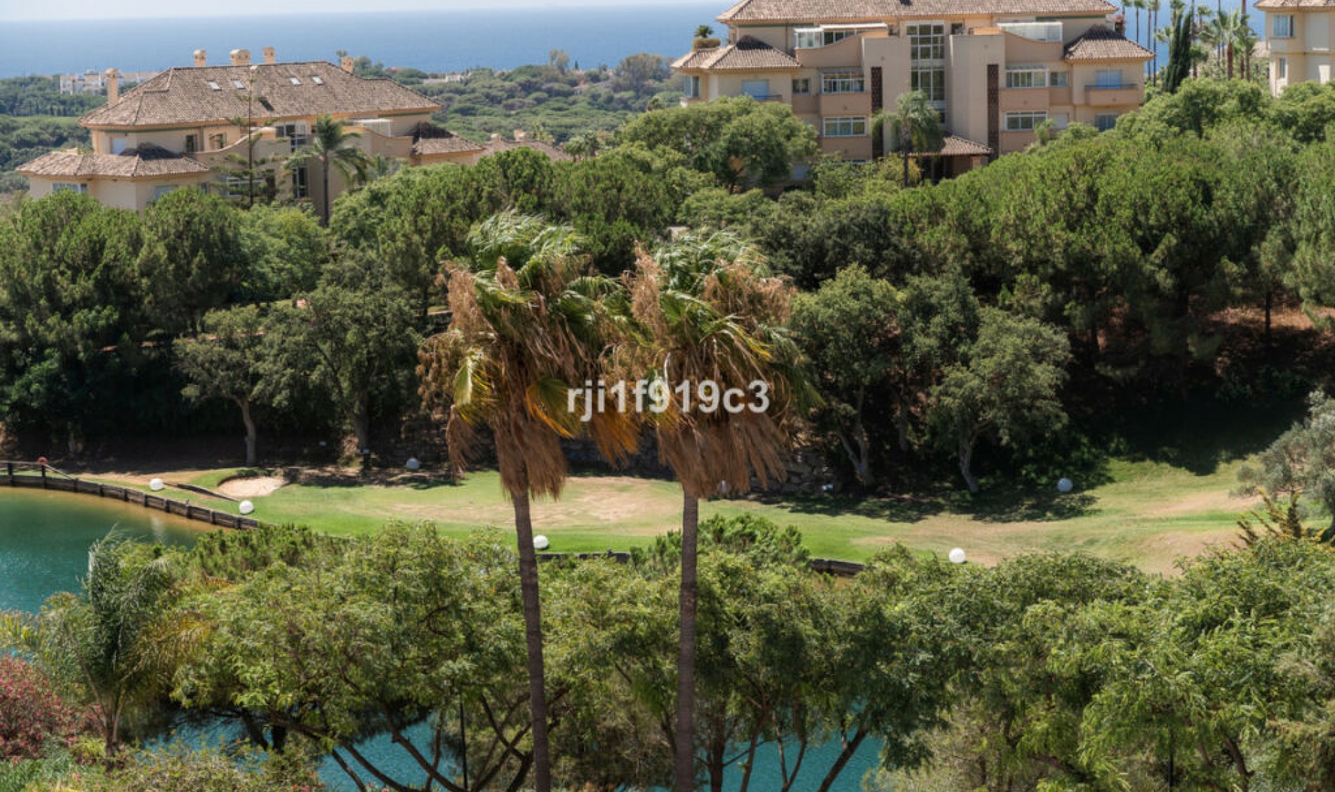 Resale - Apartment -
Elviria