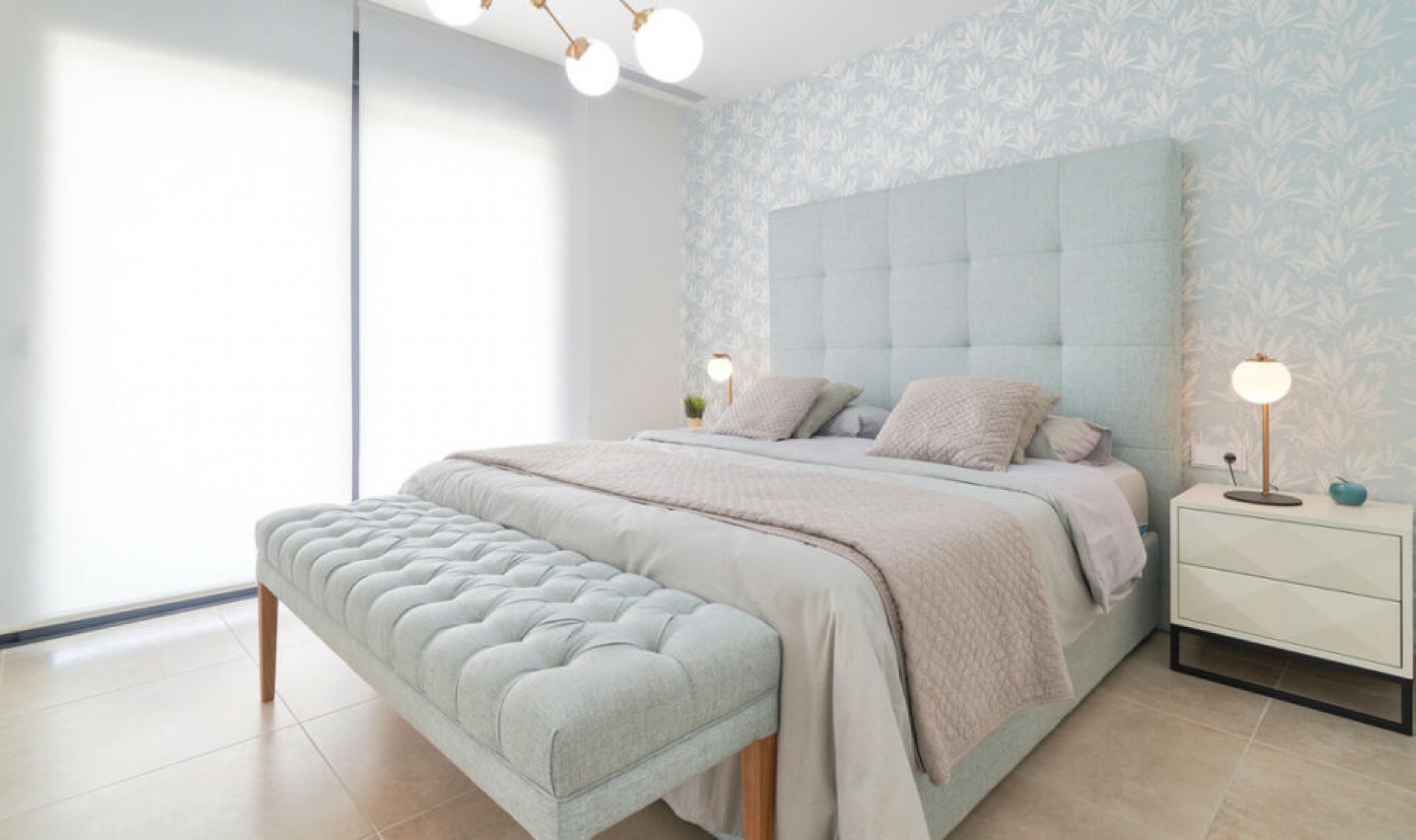 Resale - Apartment -
Estepona