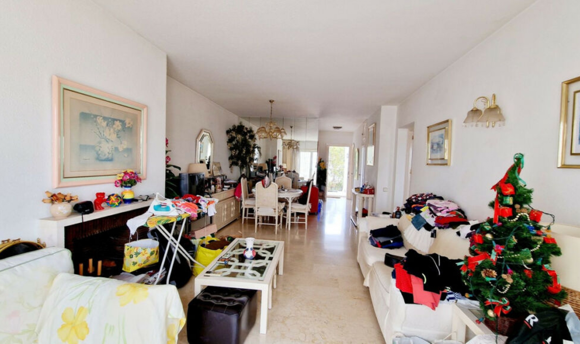 Resale - Apartment -
Estepona