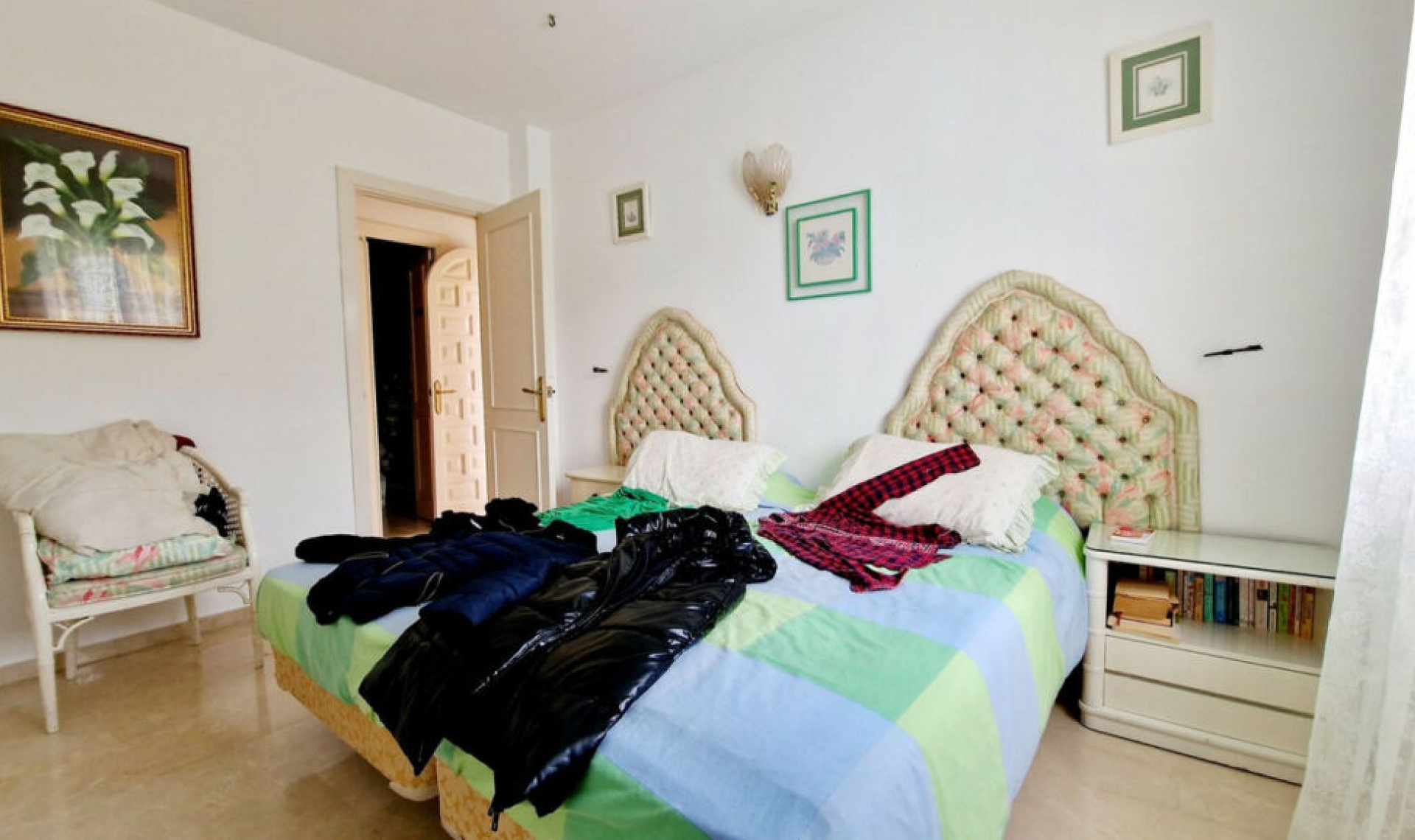 Resale - Apartment -
Estepona