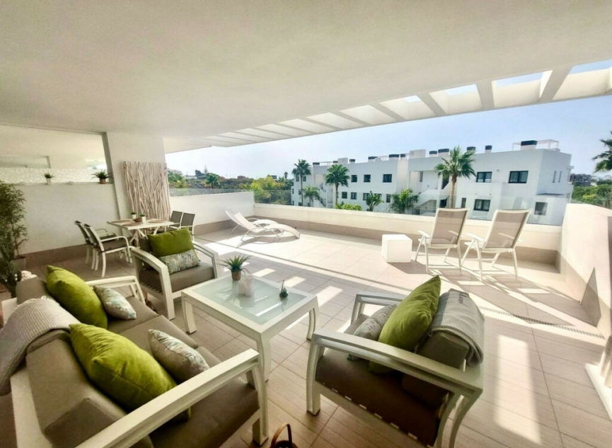 Resale - Apartment -
Estepona