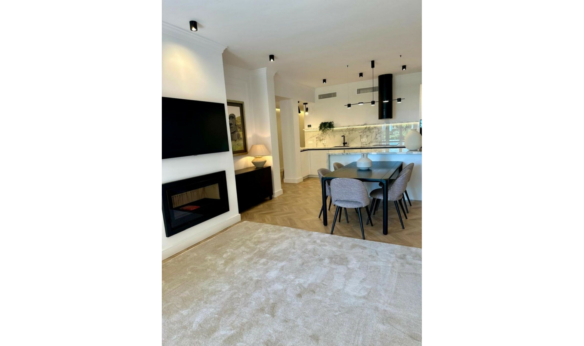 Resale - Apartment -
Estepona