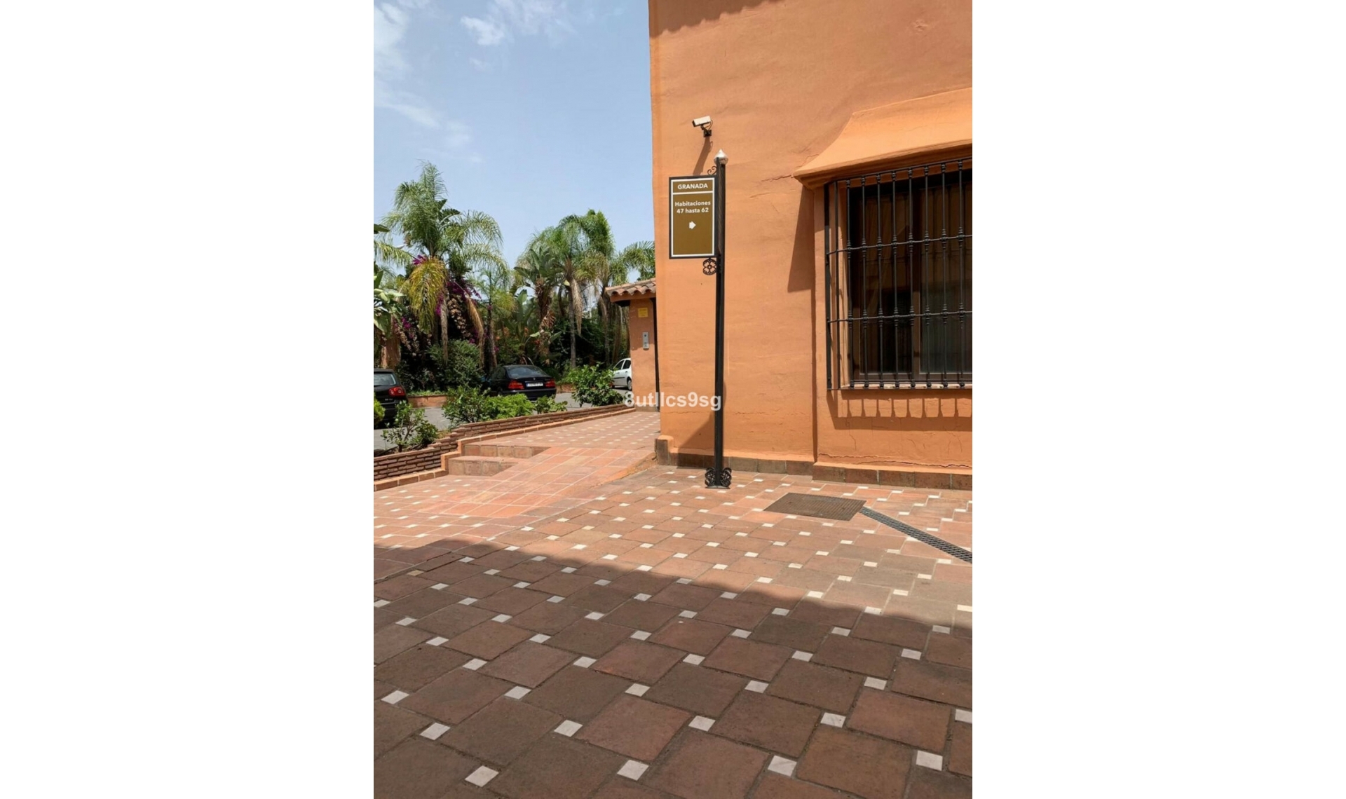 Resale - Apartment -
Estepona