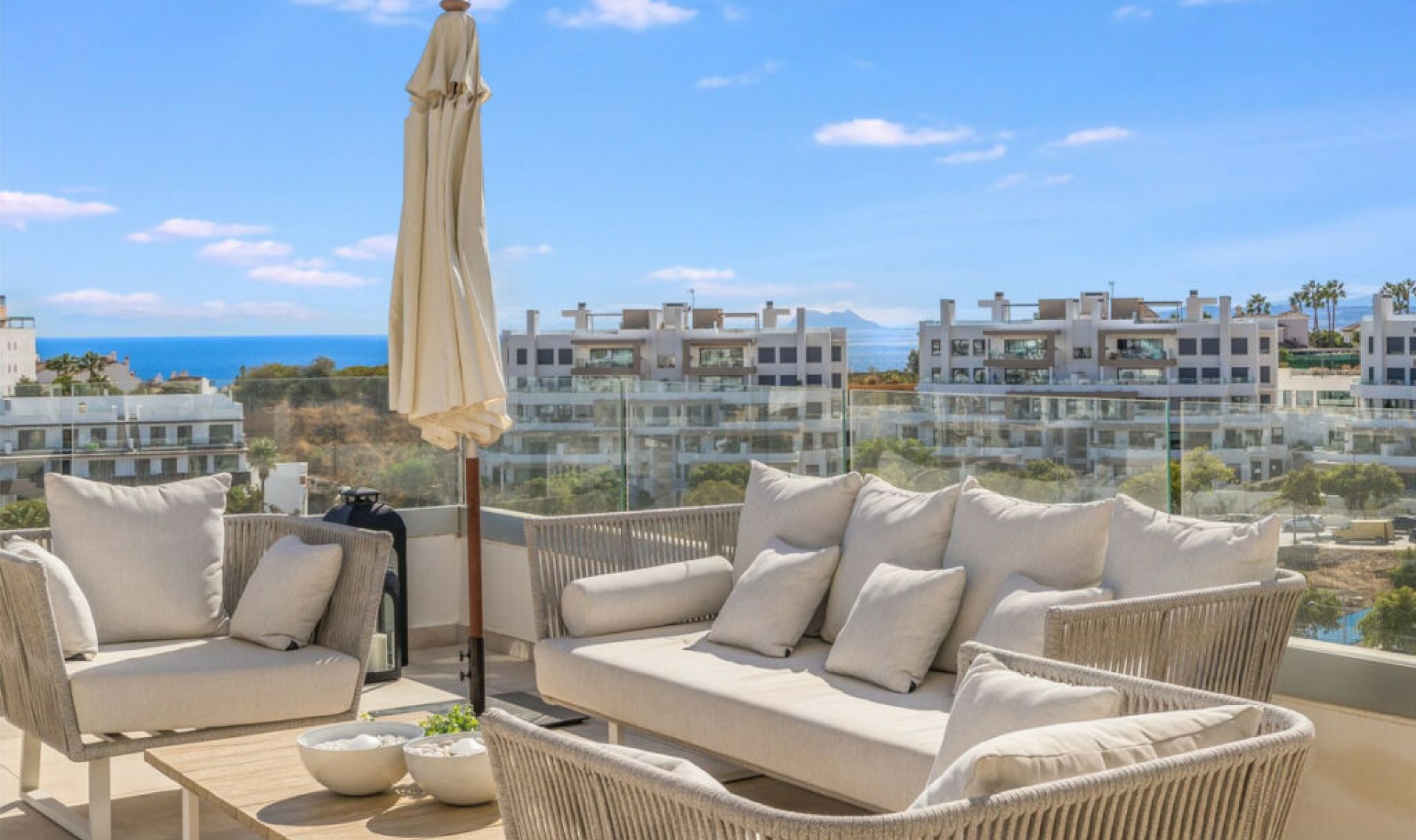 Resale - Apartment -
Estepona